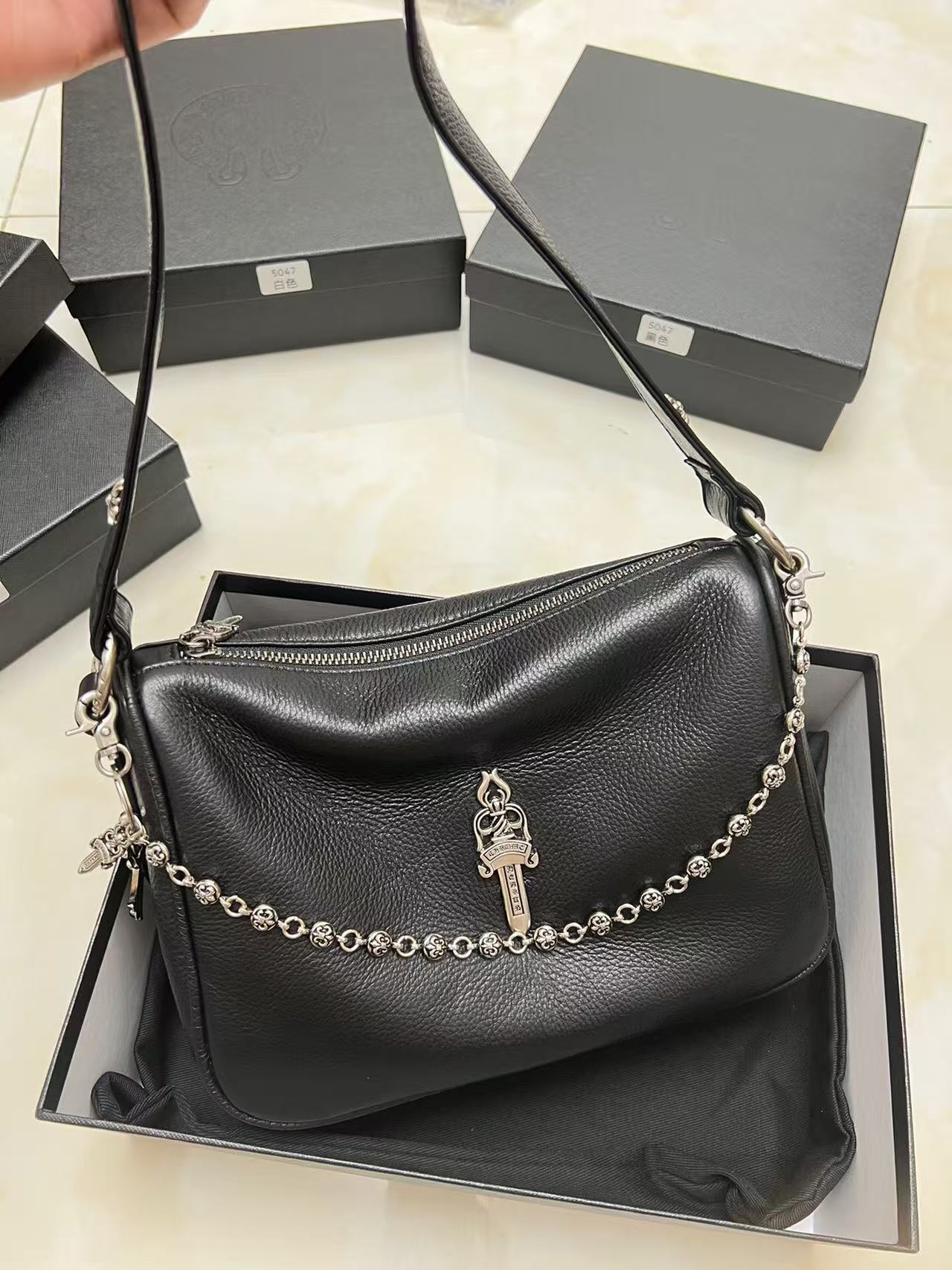 BAG-CH-WM-019