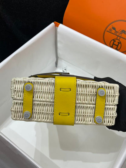 BAG-HMS-W-053