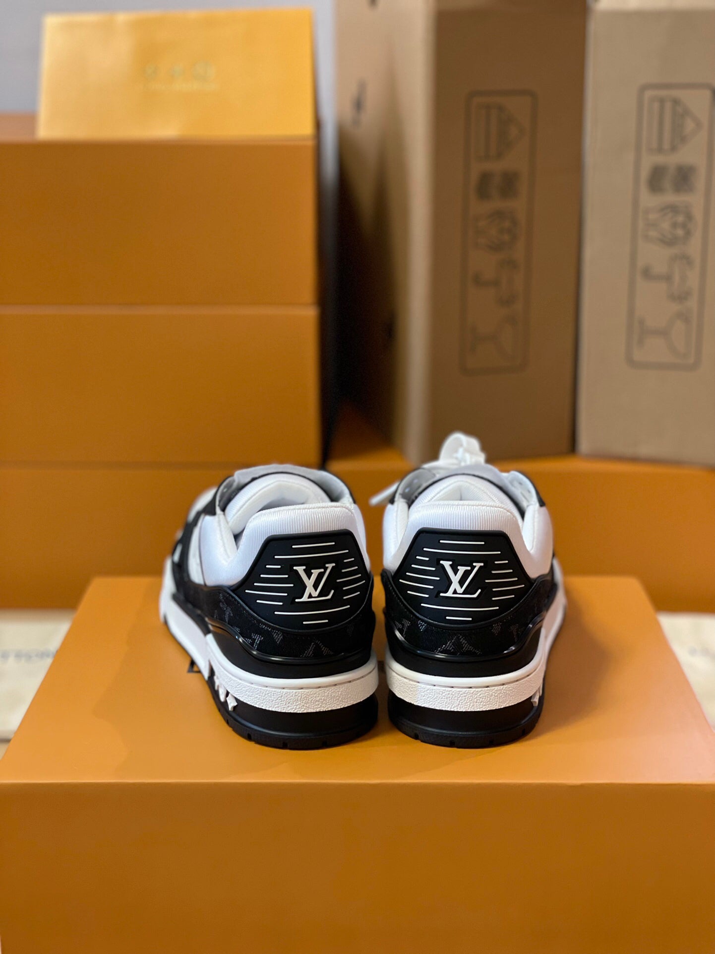 SHOES-LV-LY-195