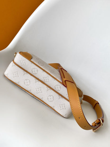 BAG-LV-W-NEW-555