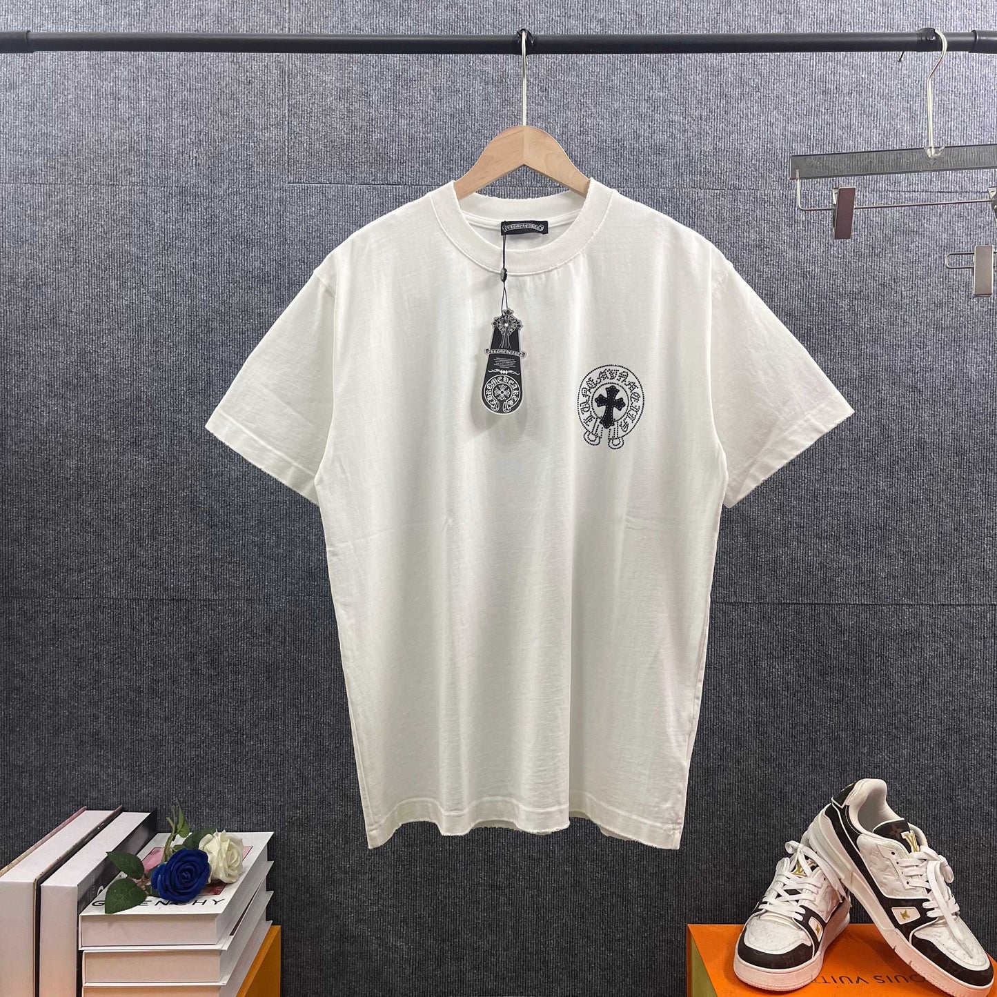 TS-CH-NEW-086