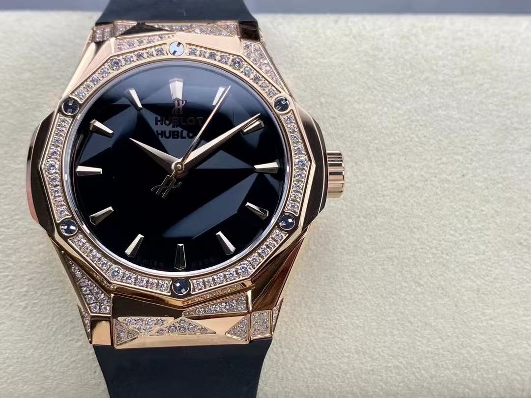 WATCH-HB-W-001
