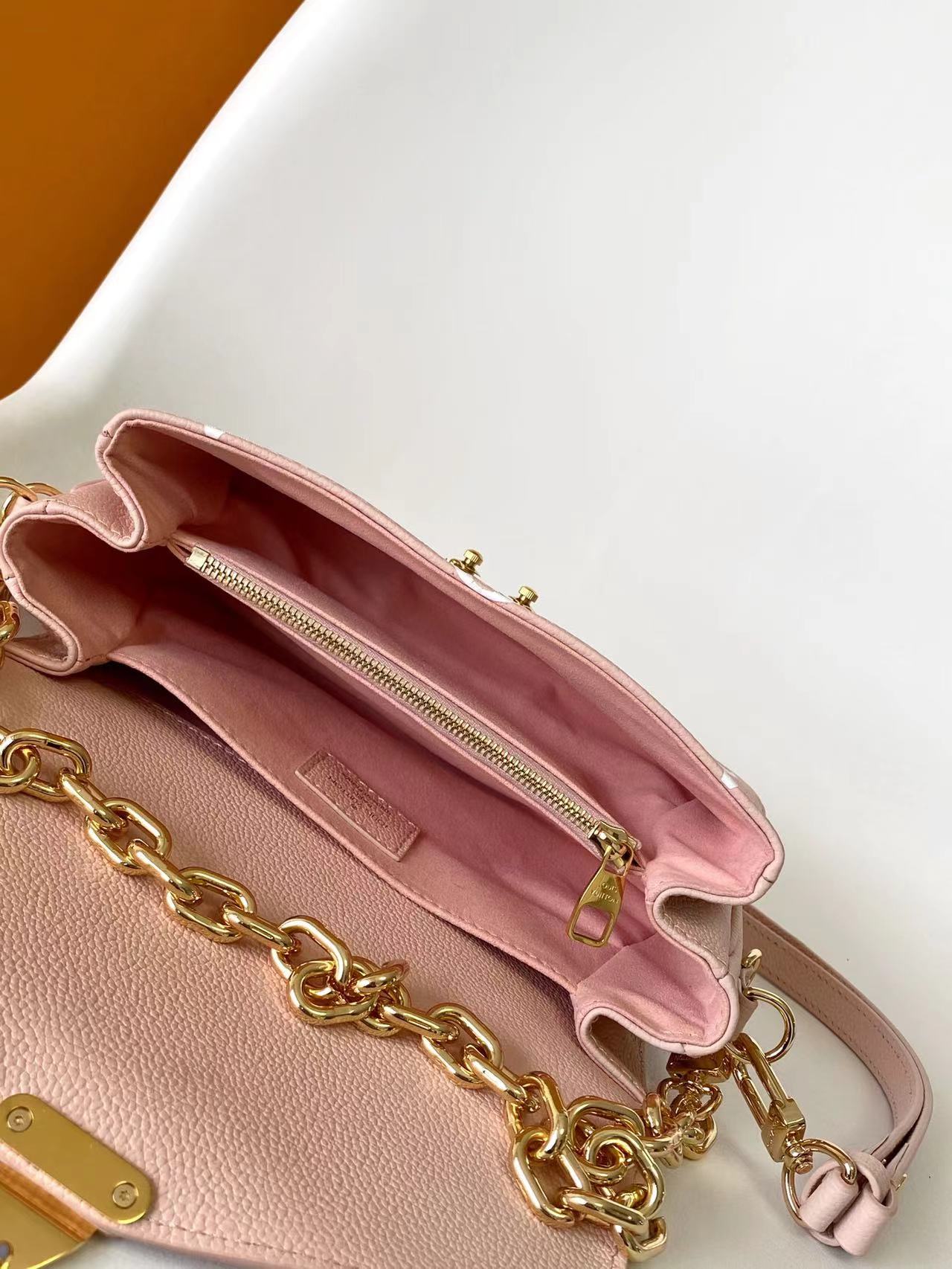 BAG-LV-W-NEW-592