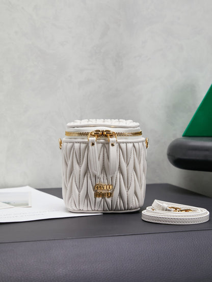 BAG-MIUMIU-LY-103
