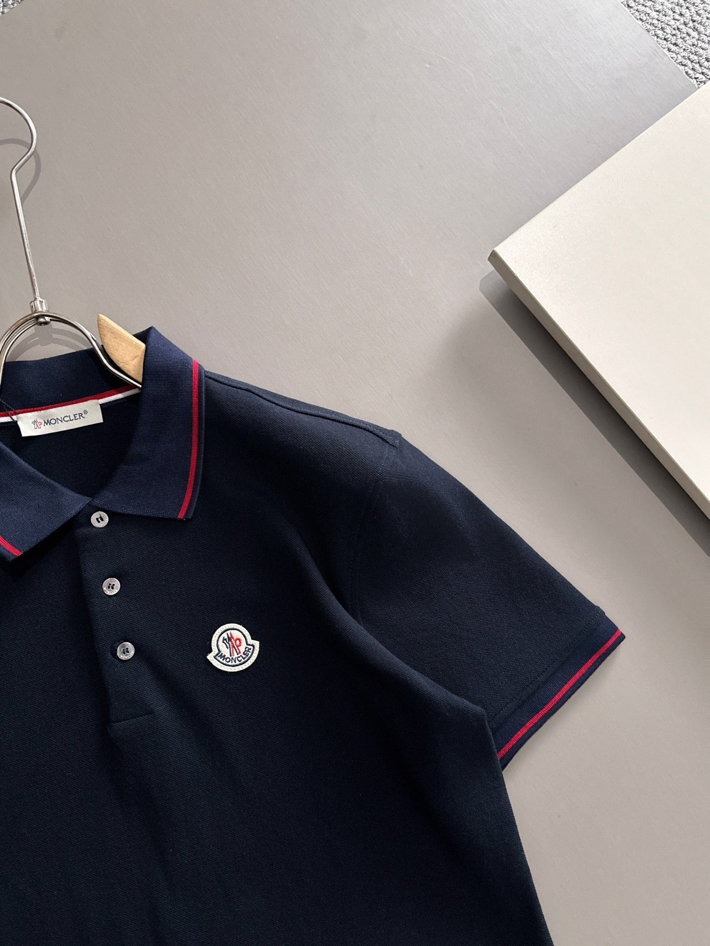 TS-MONCLER-NEW-049