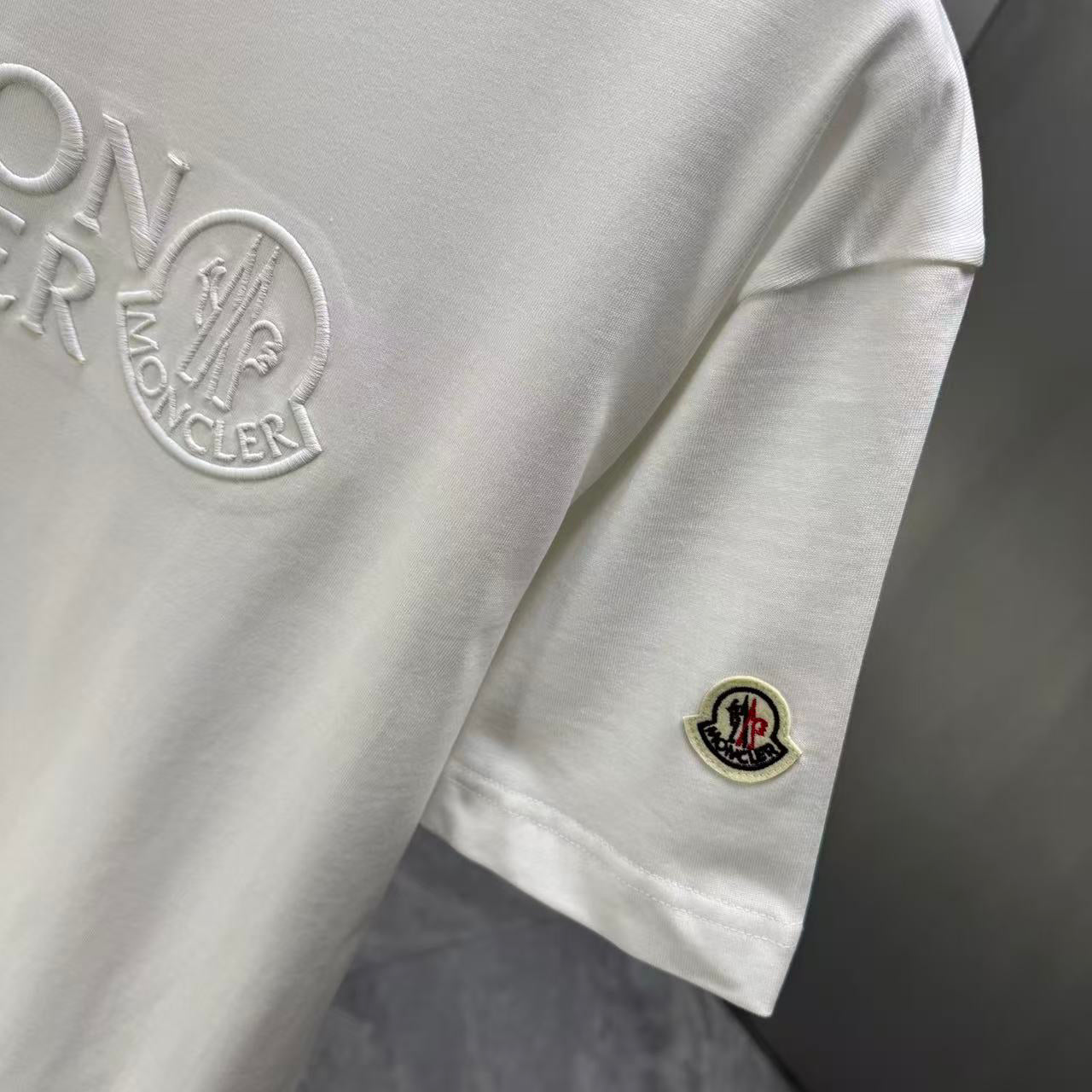 TS-MONCLER-NEW-140