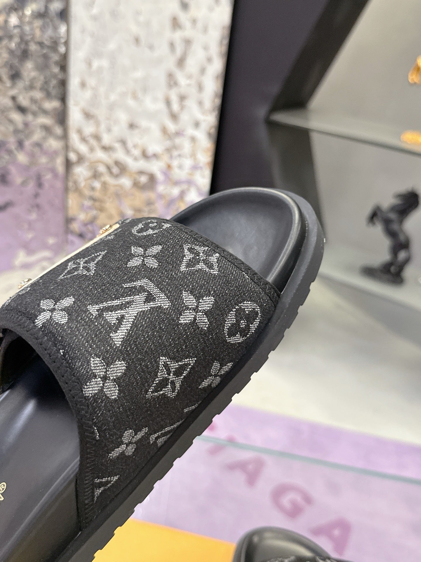 SHOES-LV-LY-020
