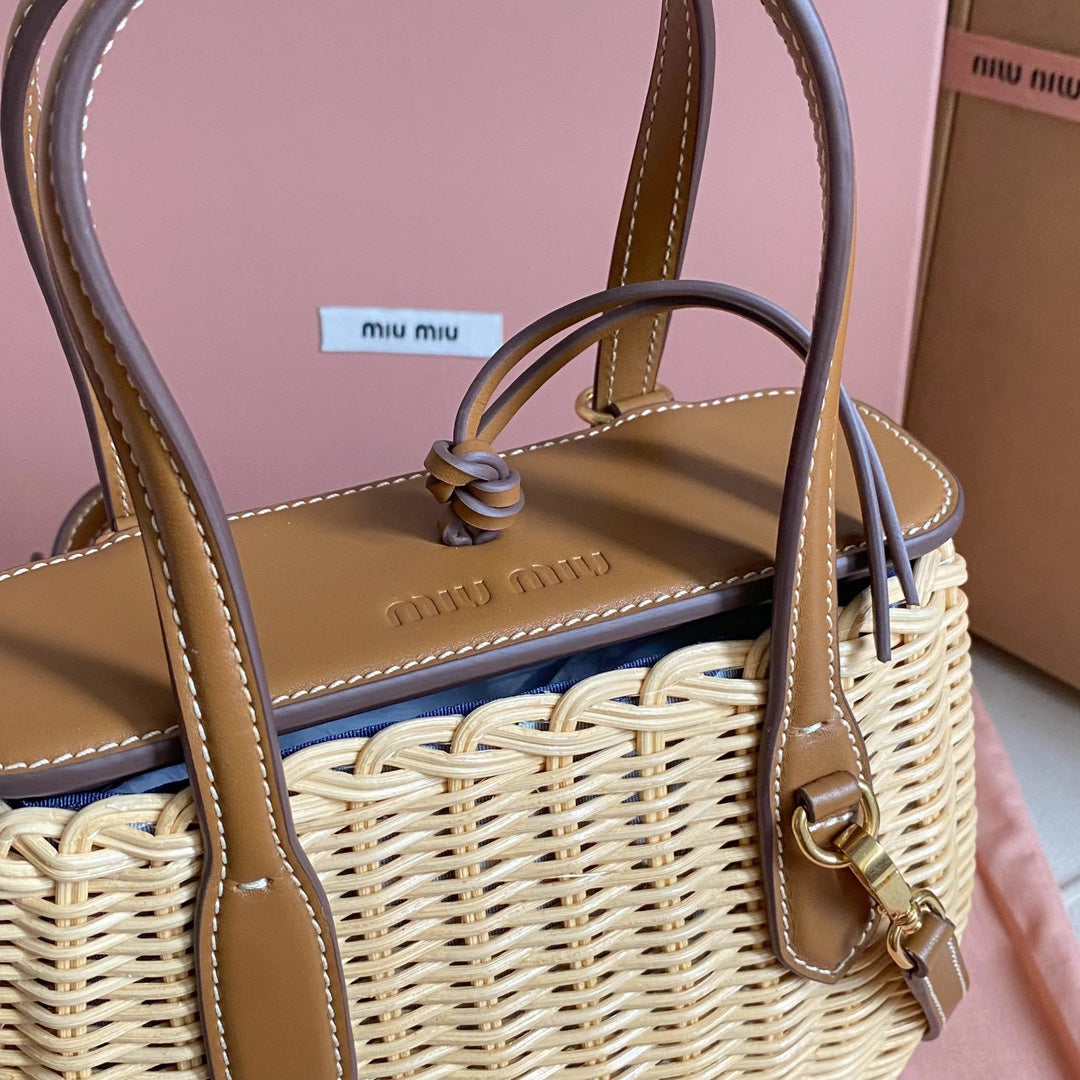BAG-MIUMIU-LY-137