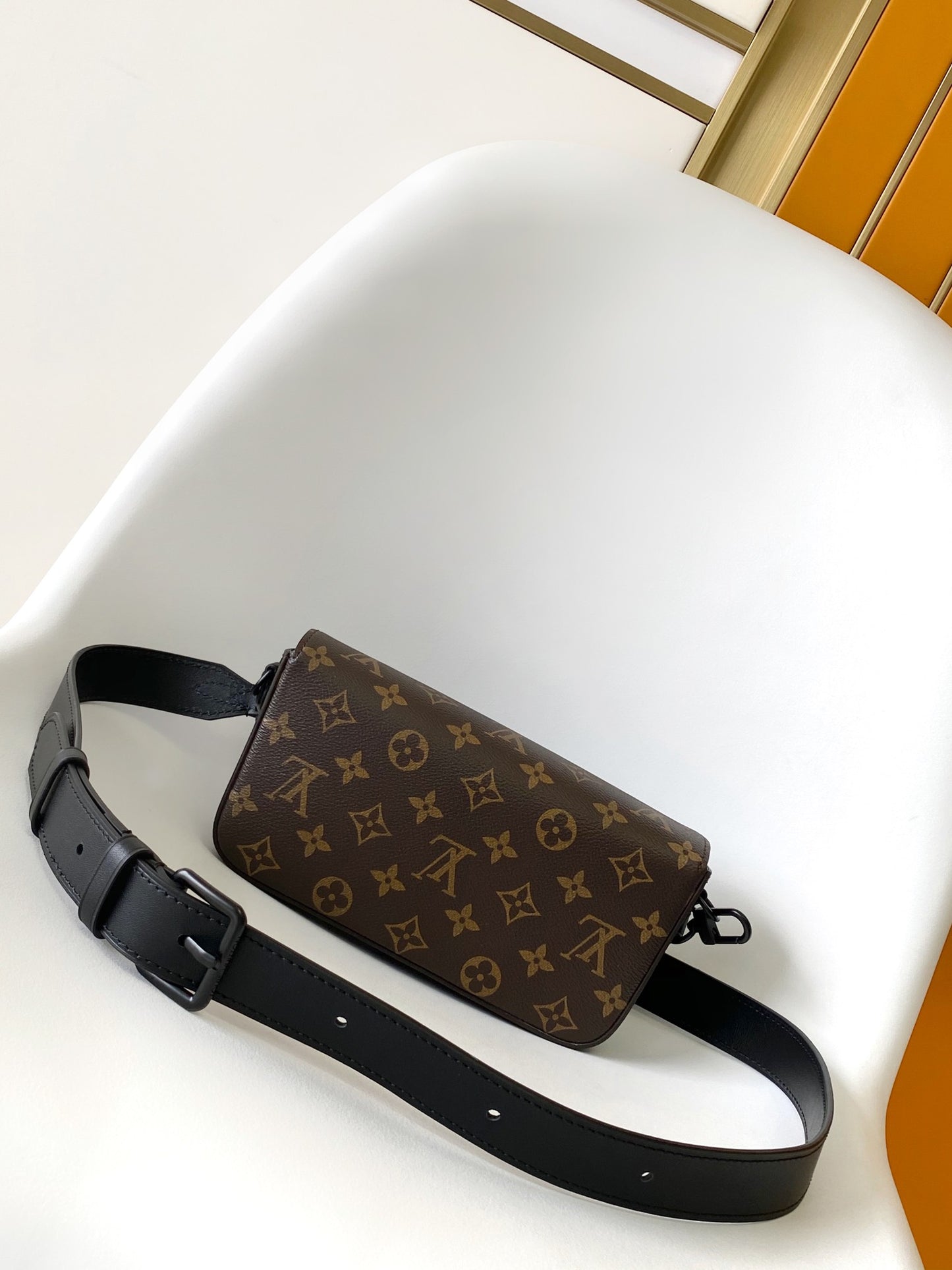 BAG-LV-W-NEW-690