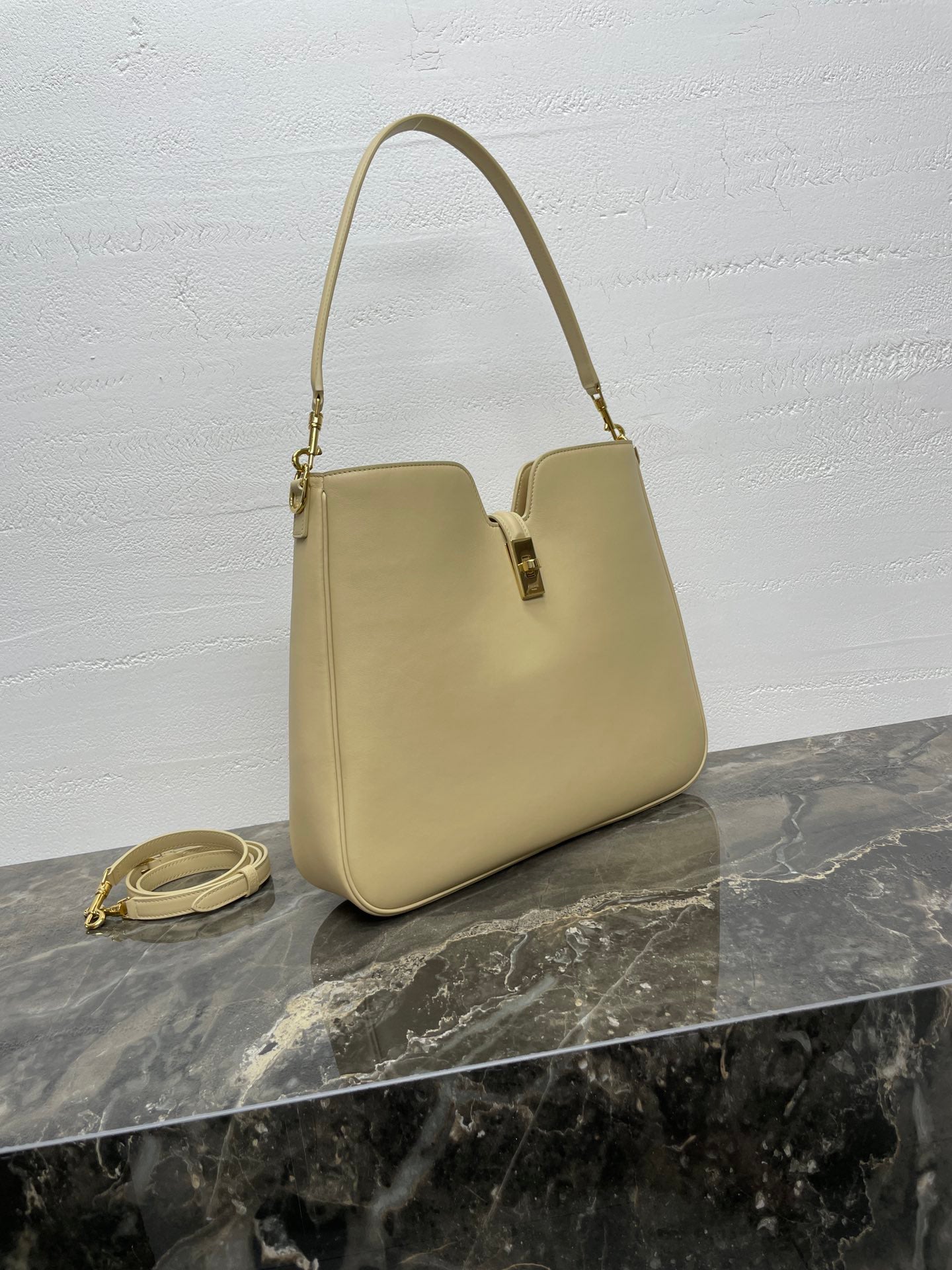 BAG-CELINE-W-NEW-1360