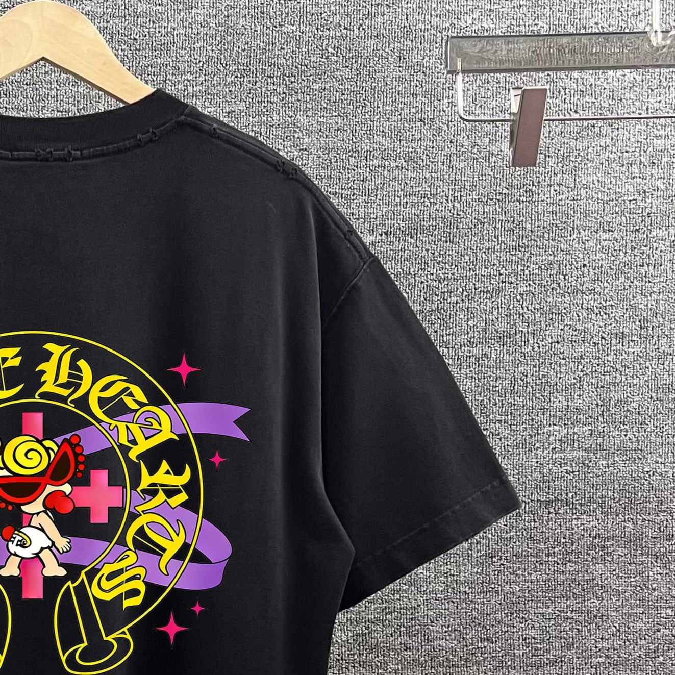 TS-CH-NEW-083