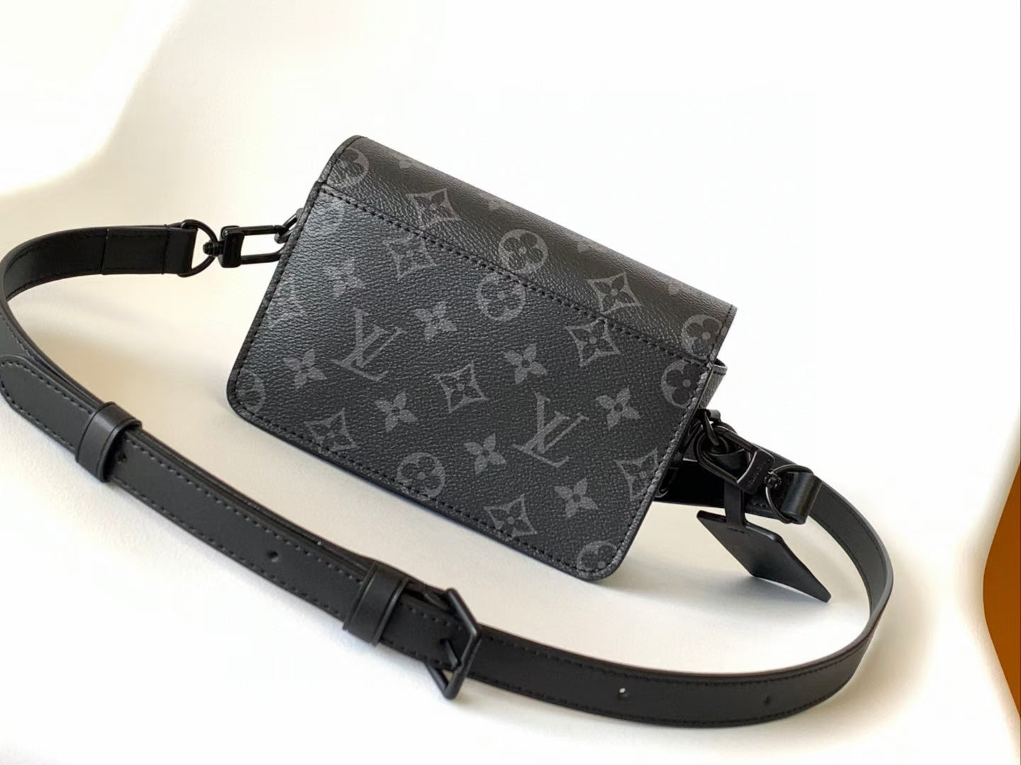 BAG-LV-W-NEW-910