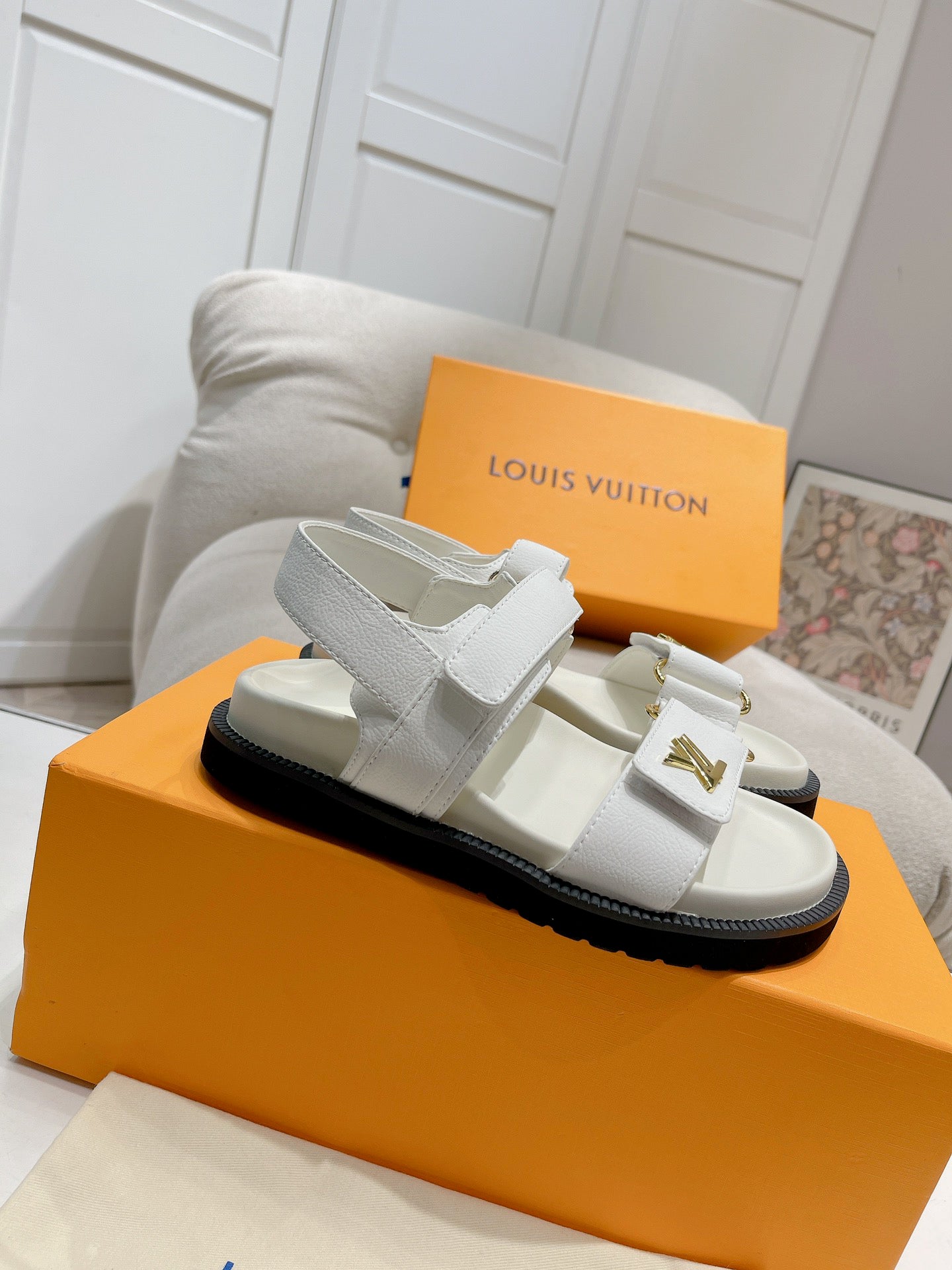 SHOES-LV-LY-099