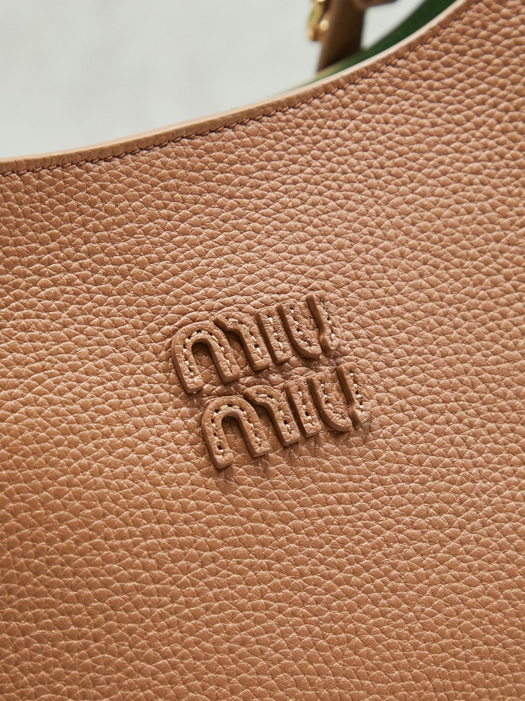 BAG-MIUMIU-LY-058
