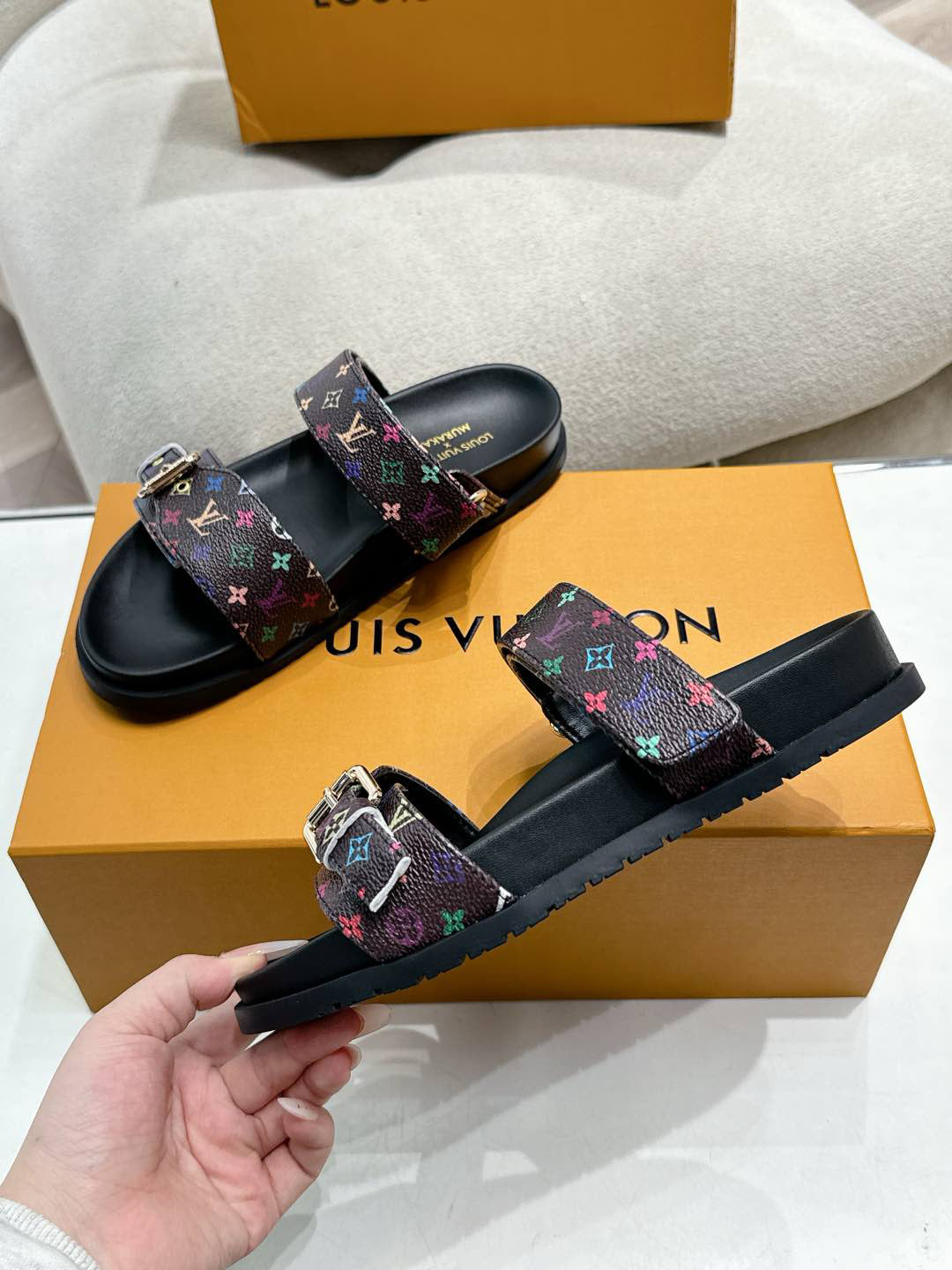 SHOES-LV-LY-102