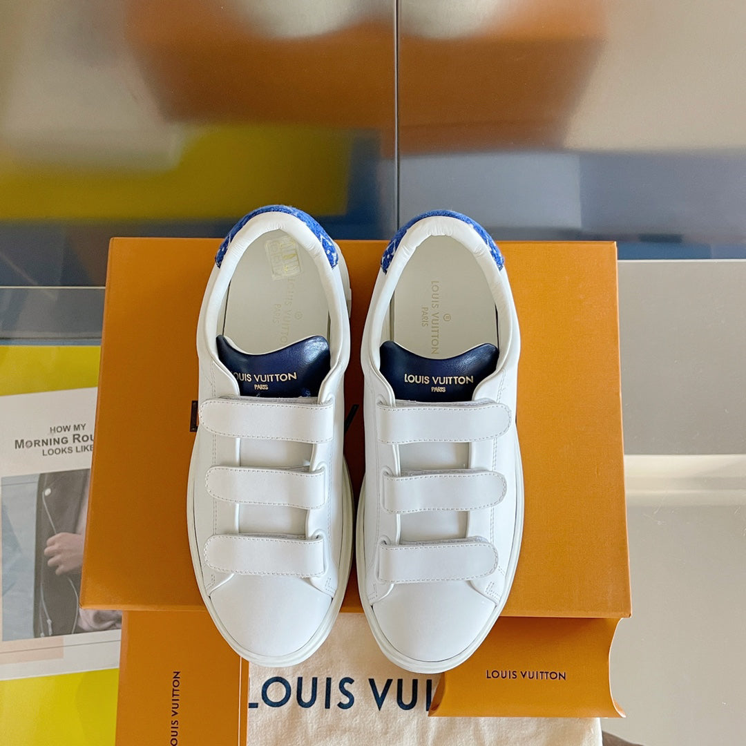 SHOES-LV-LY-550