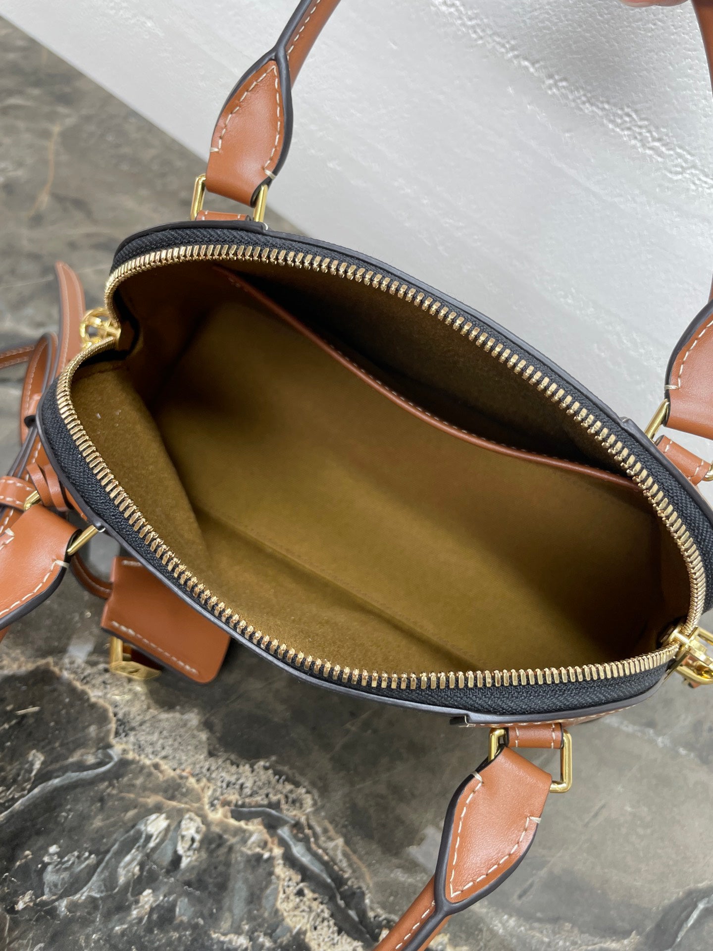 BAG-CELINE-W-NEW-1527
