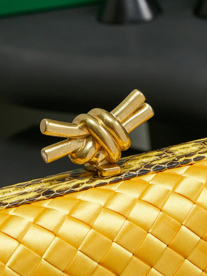 BAG-MIUMIU-LY-377