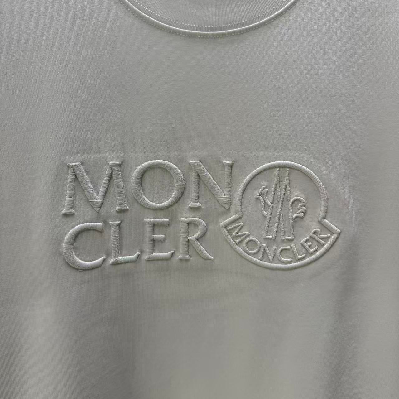 TS-MONCLER-NEW-140