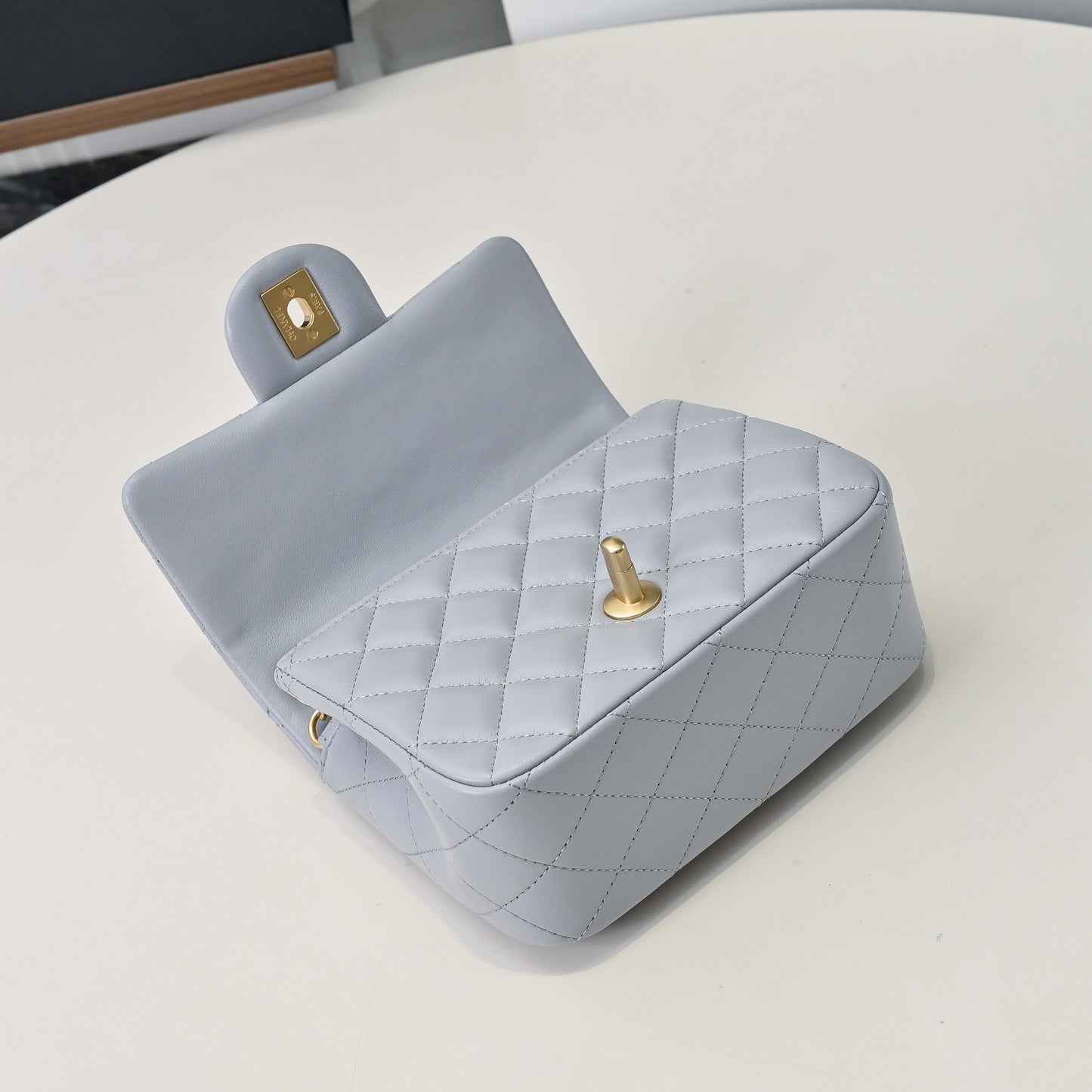 BAG-CHANEL-660