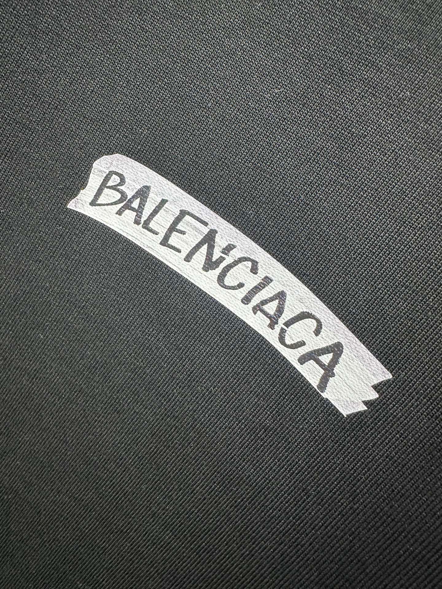TS-Balenciaga-new-003