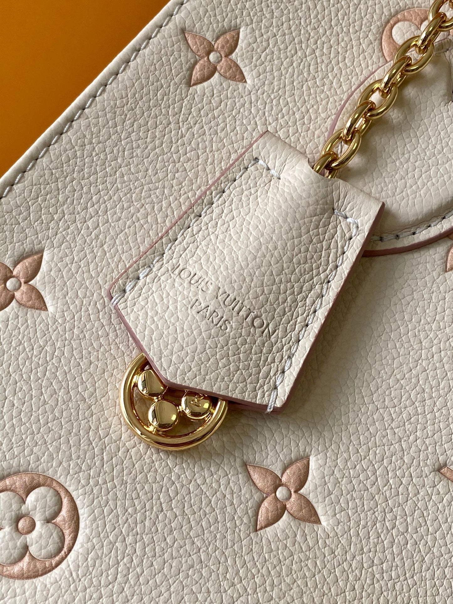 BAG-LV-W-NEW-1106