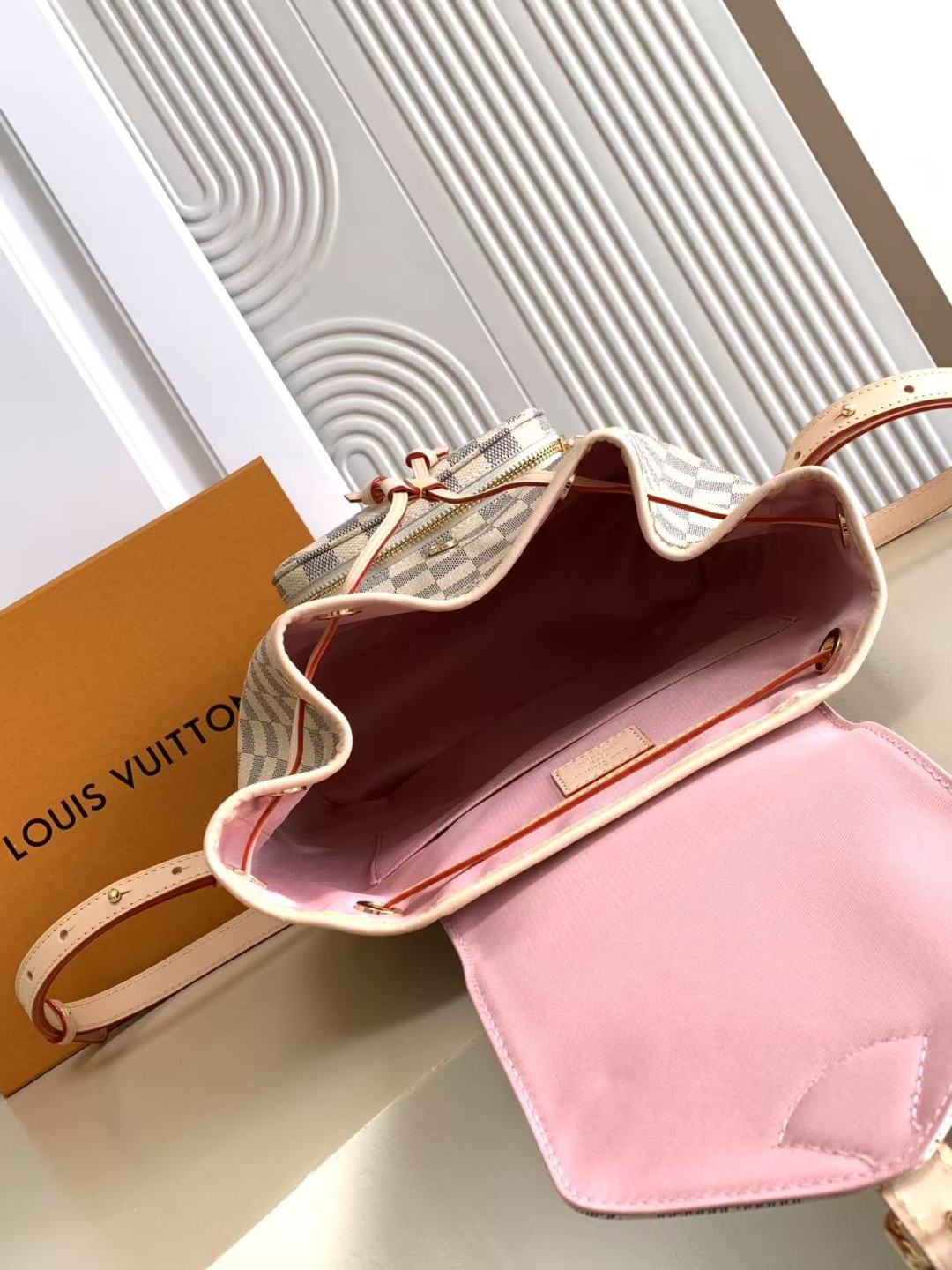 BAG-LV-W-NEW-672
