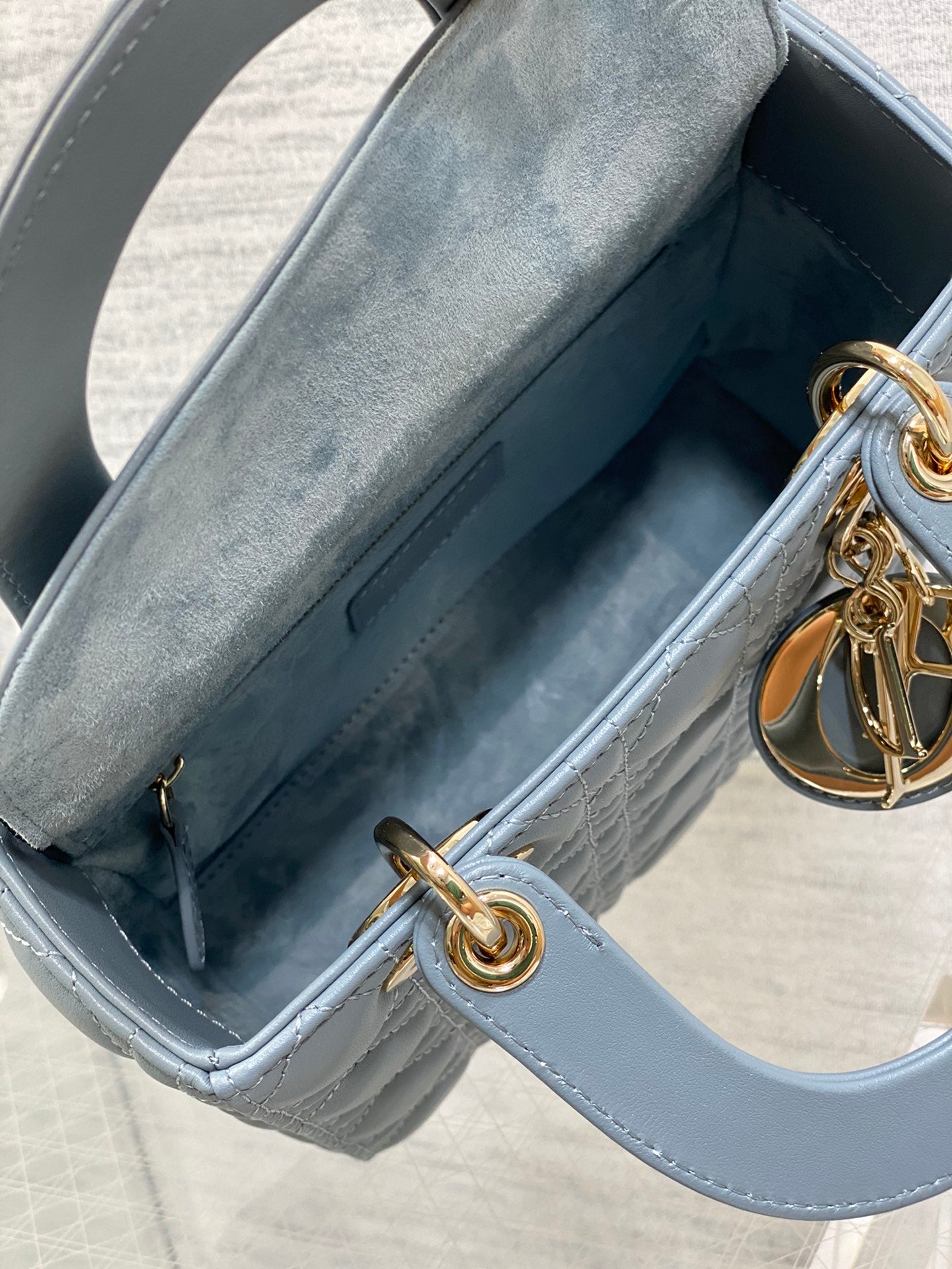 BAG-DIOR-W-LY-640