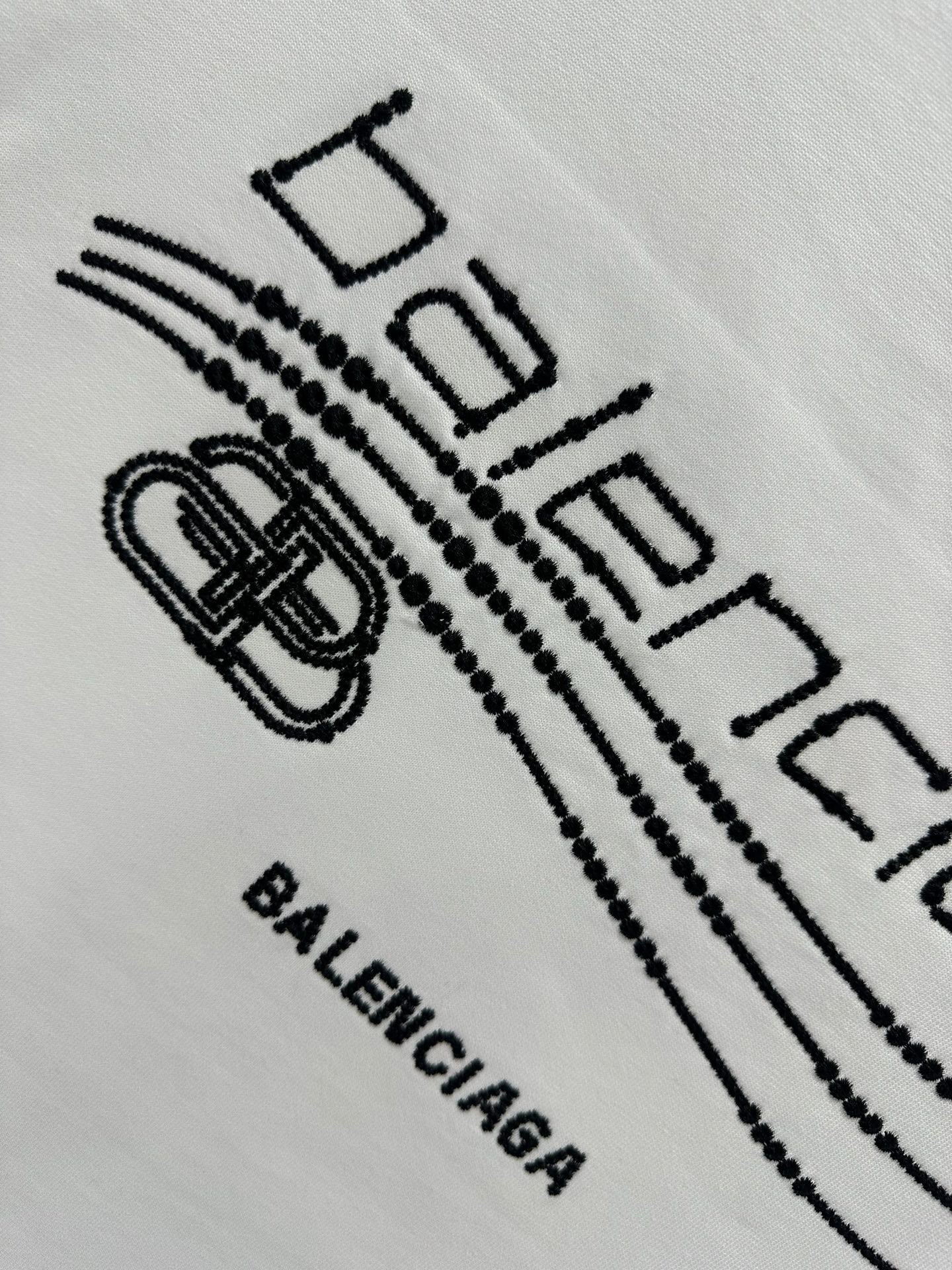 TS-Balenciaga-new-044