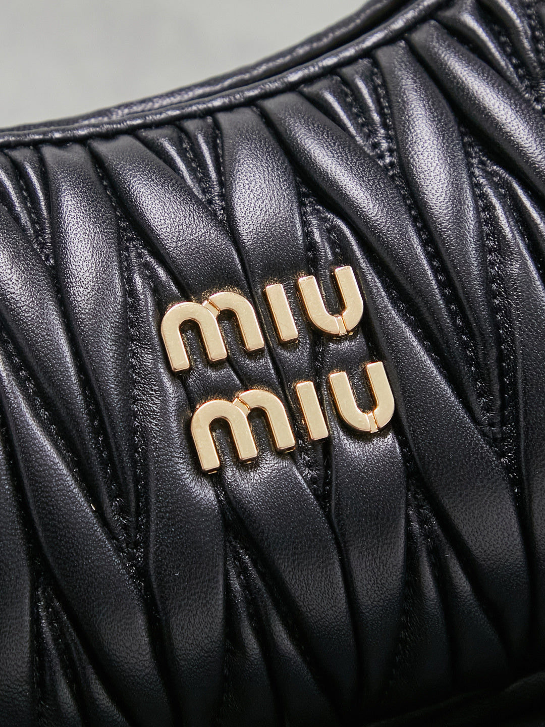 BAG-MIUMIU-LY-022