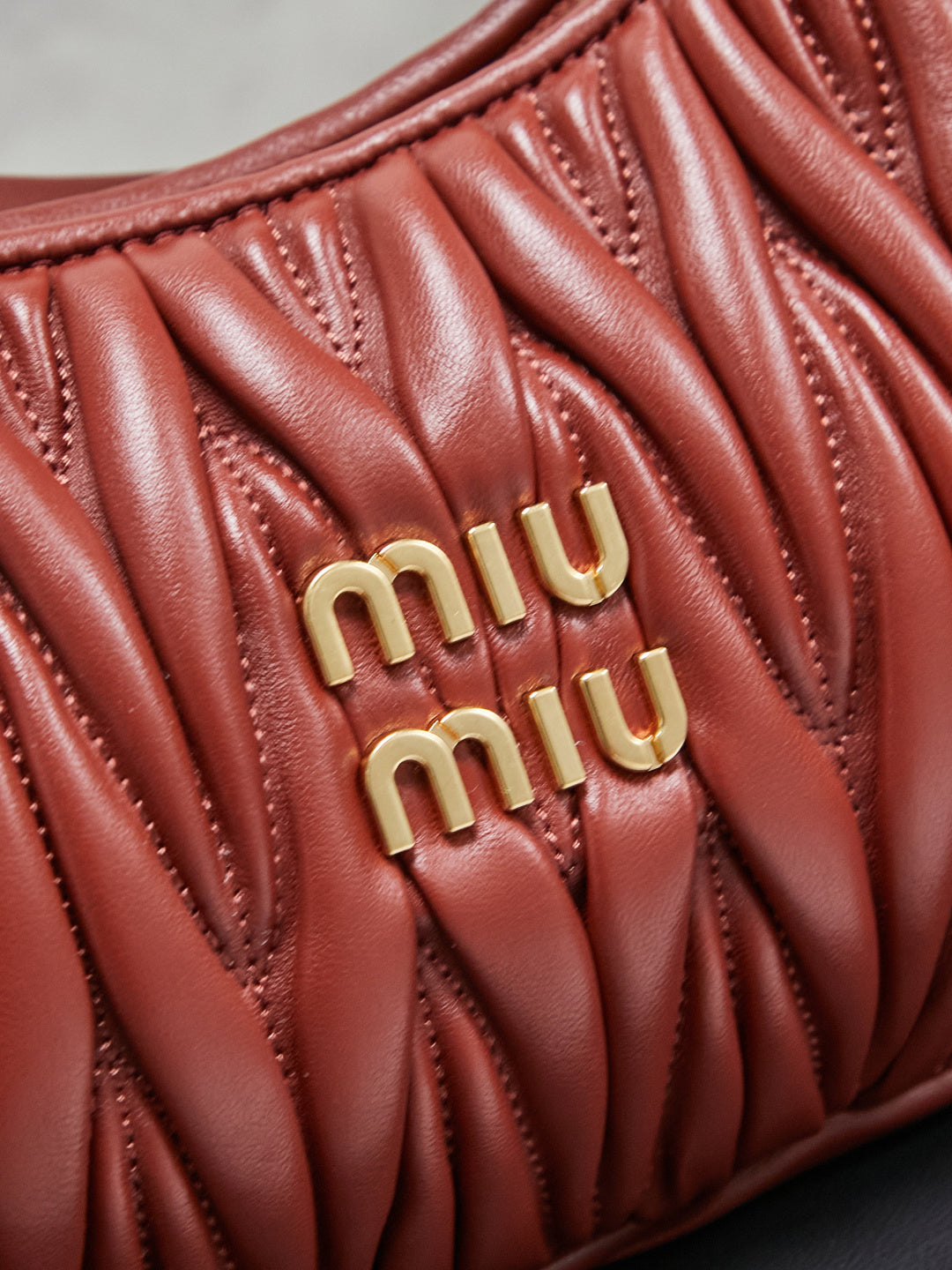 BAG-MIUMIU-LY-034