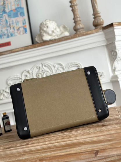 BAG-HMS-W-057