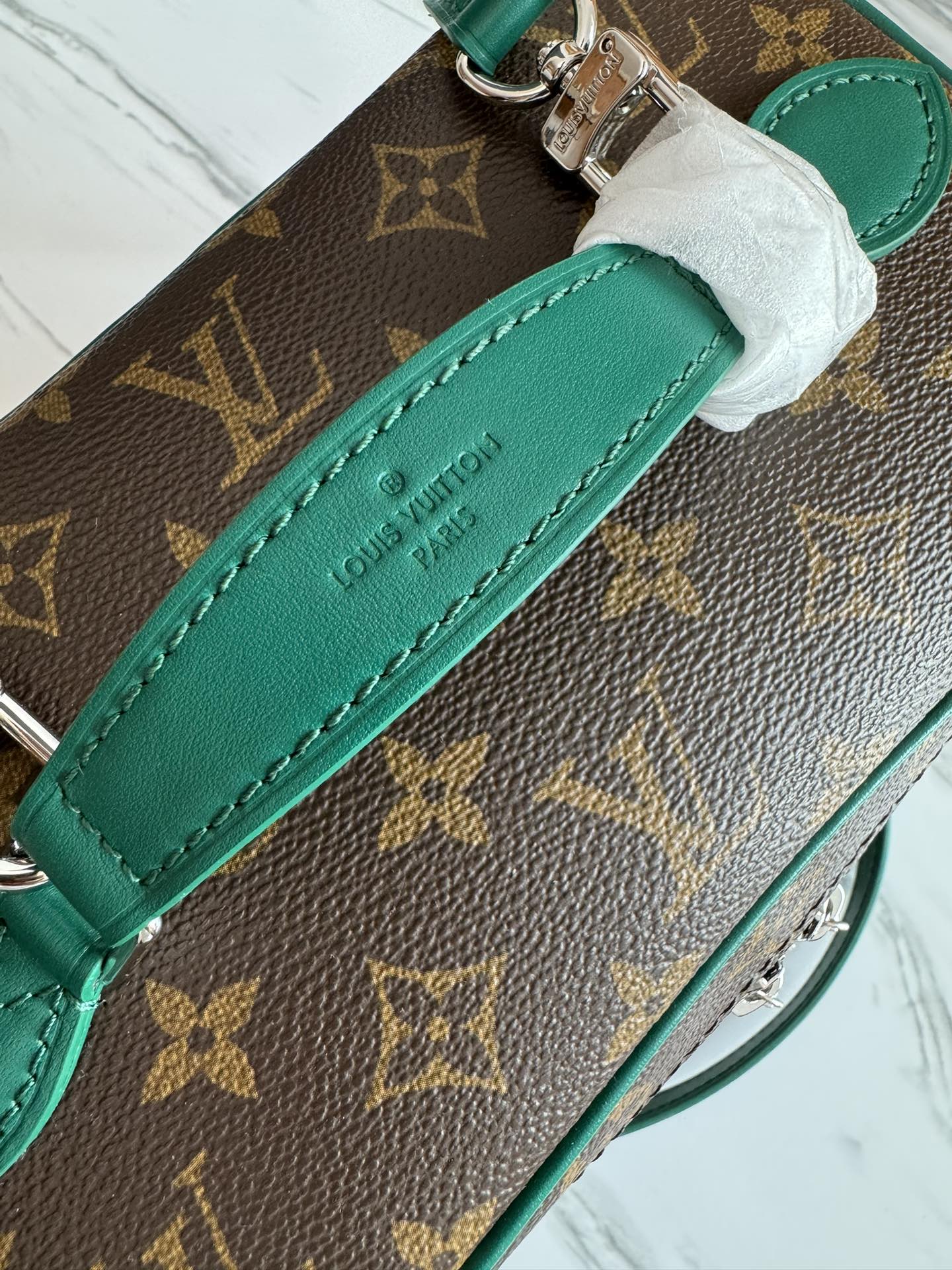 BAG-LV-W-NEW-1390