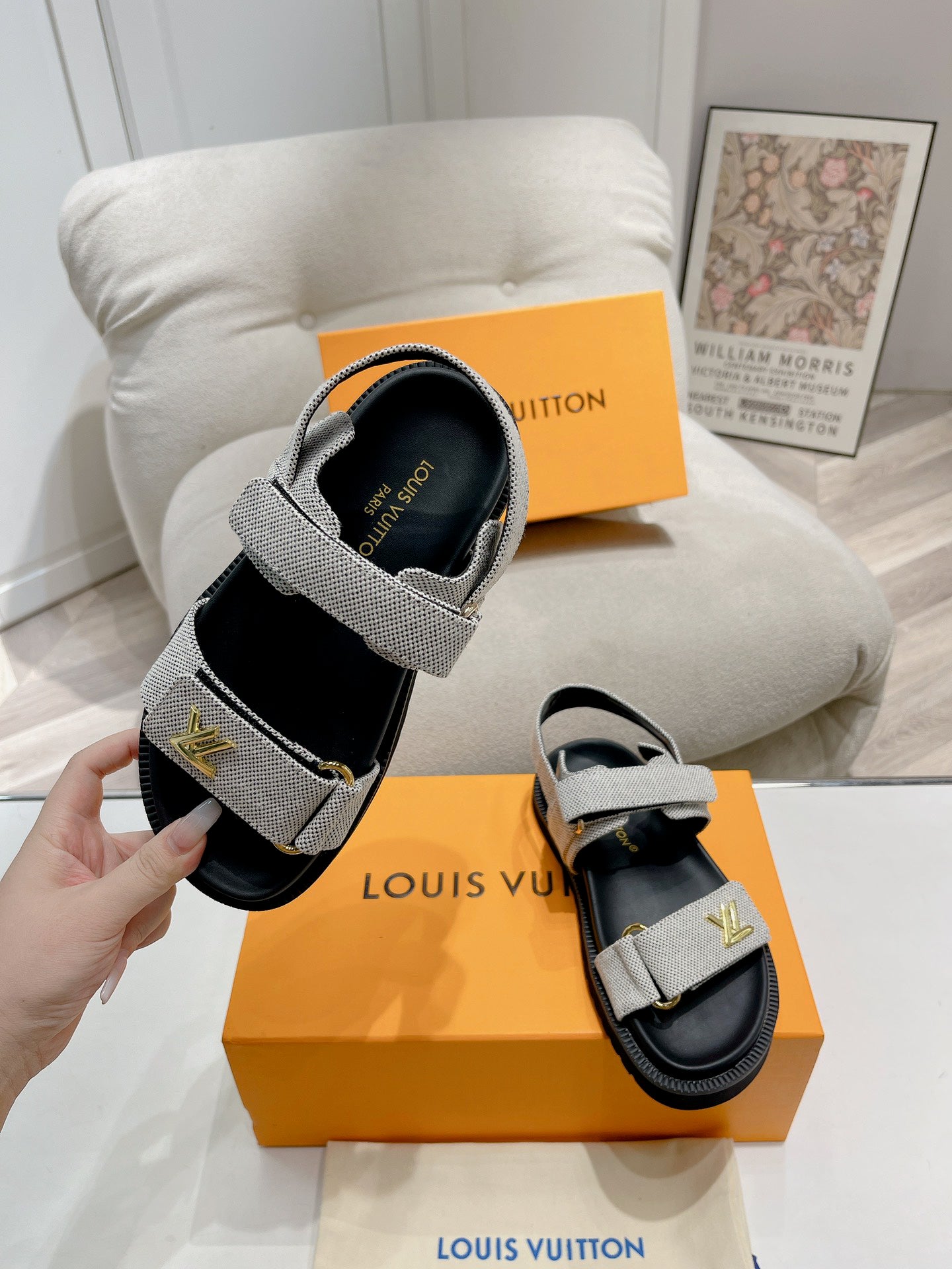SHOES-LV-LY-024
