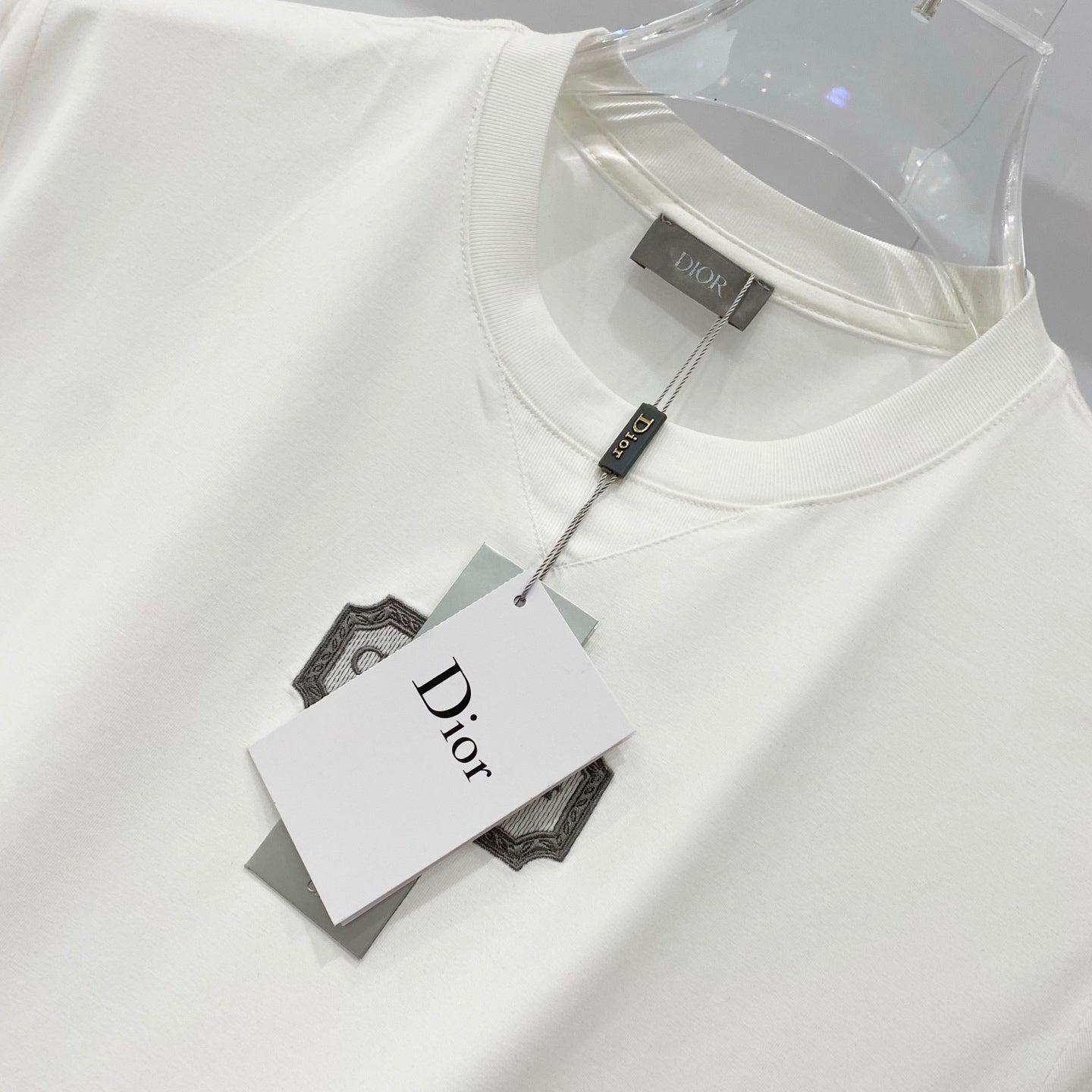 TS-DIOR-NEW-001