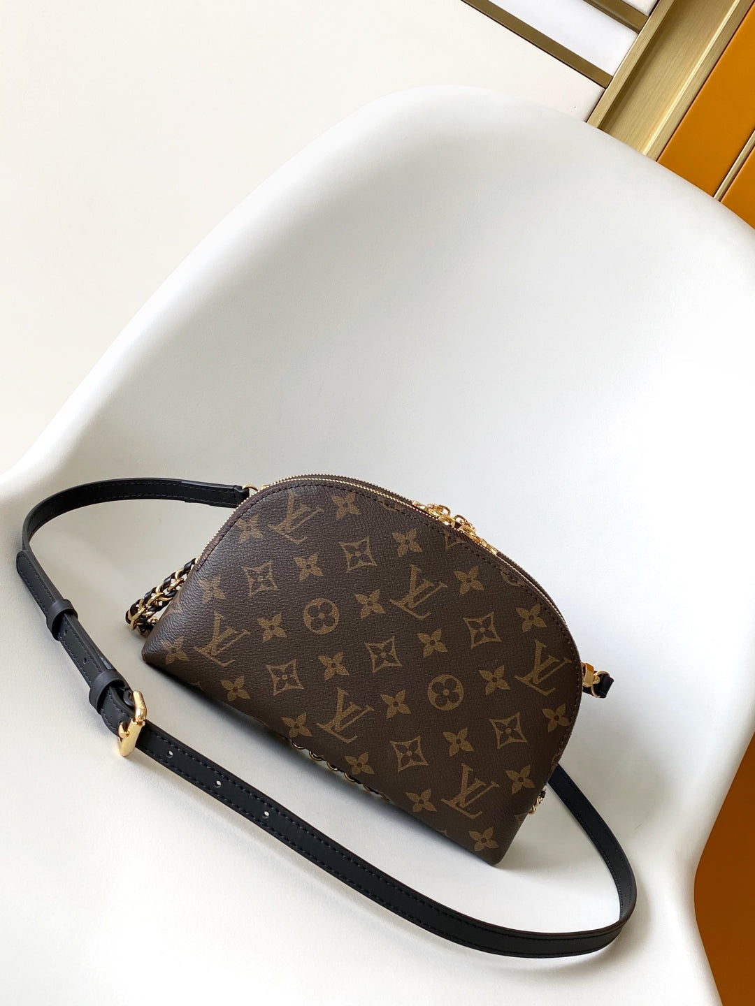 BAG-LV-W-NEW-770