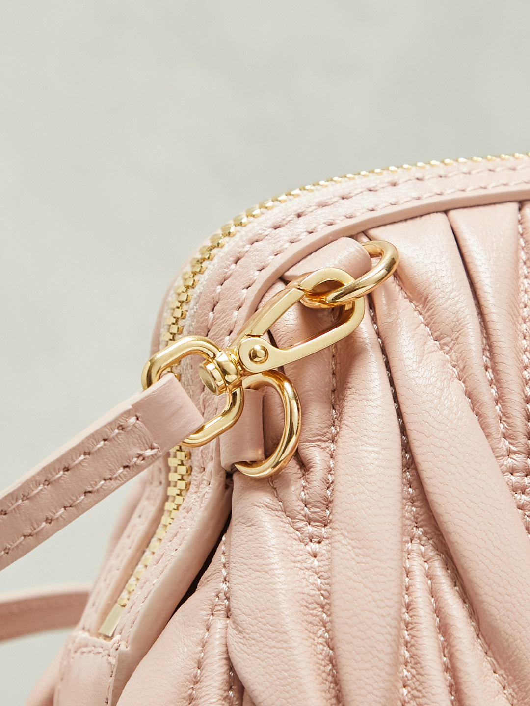 BAG-MIUMIU-LY-070