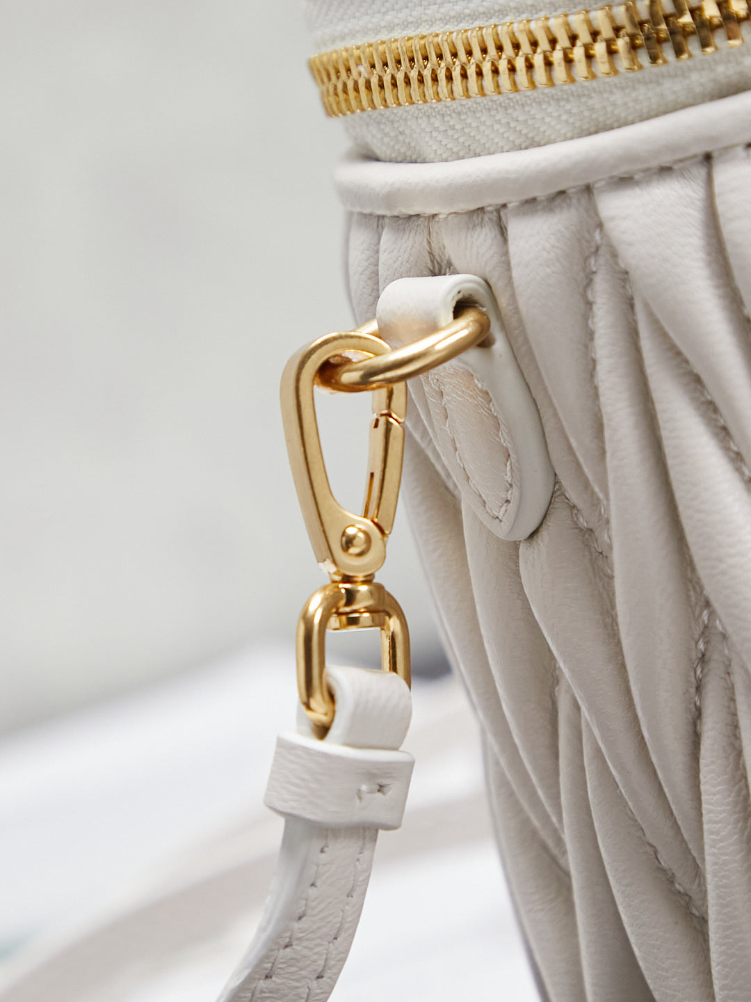 BAG-MIUMIU-LY-103