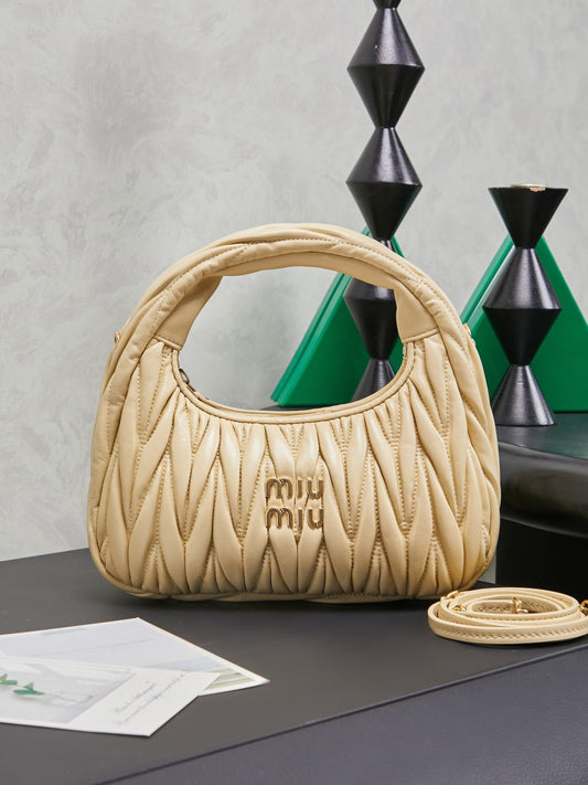 BAG-MIUMIU-LY-038
