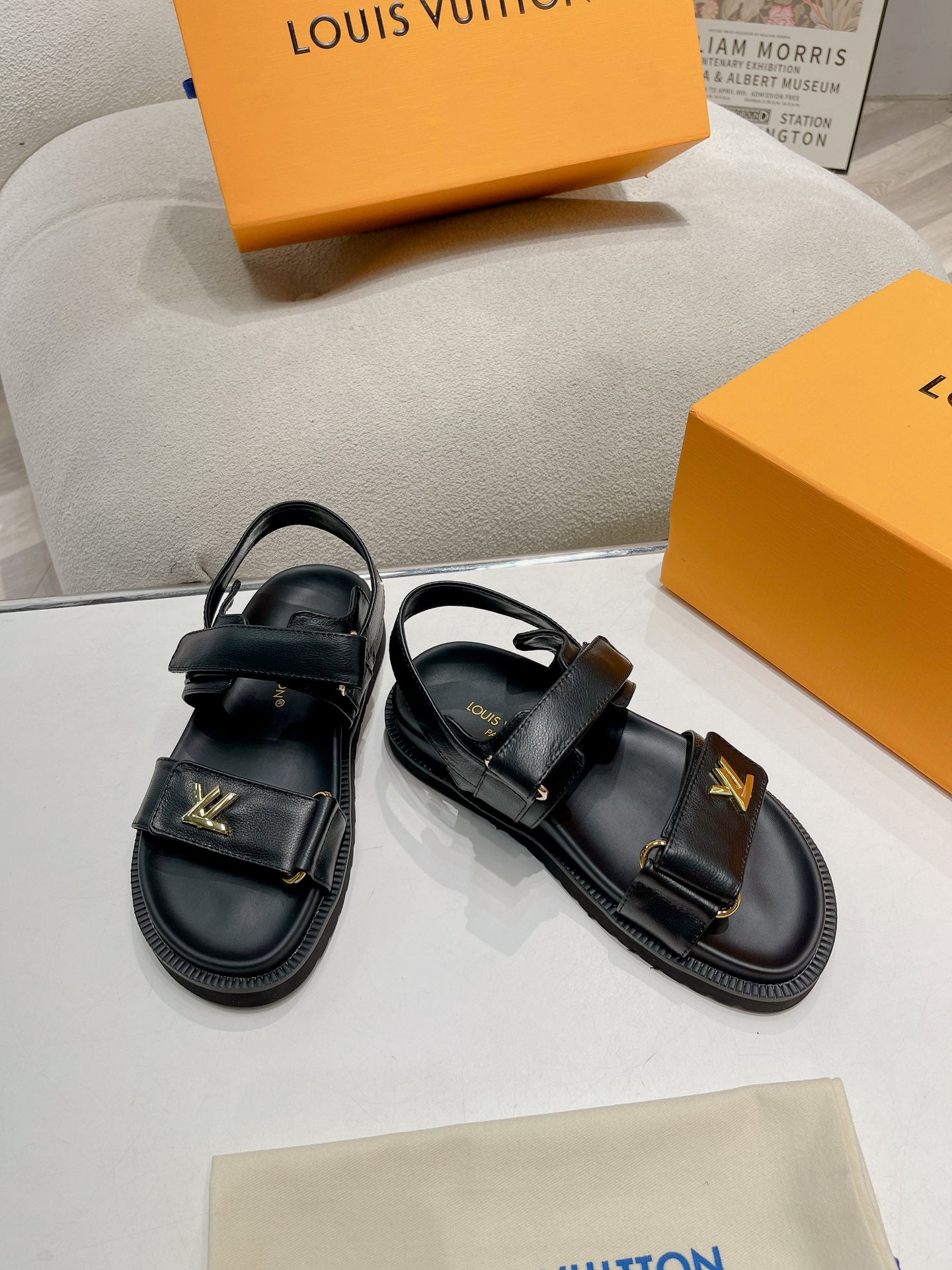 SHOES-LV-LY-113
