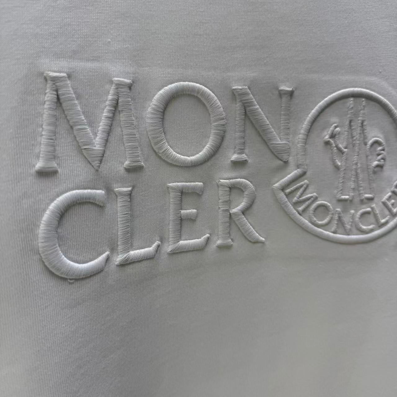 TS-MONCLER-NEW-140