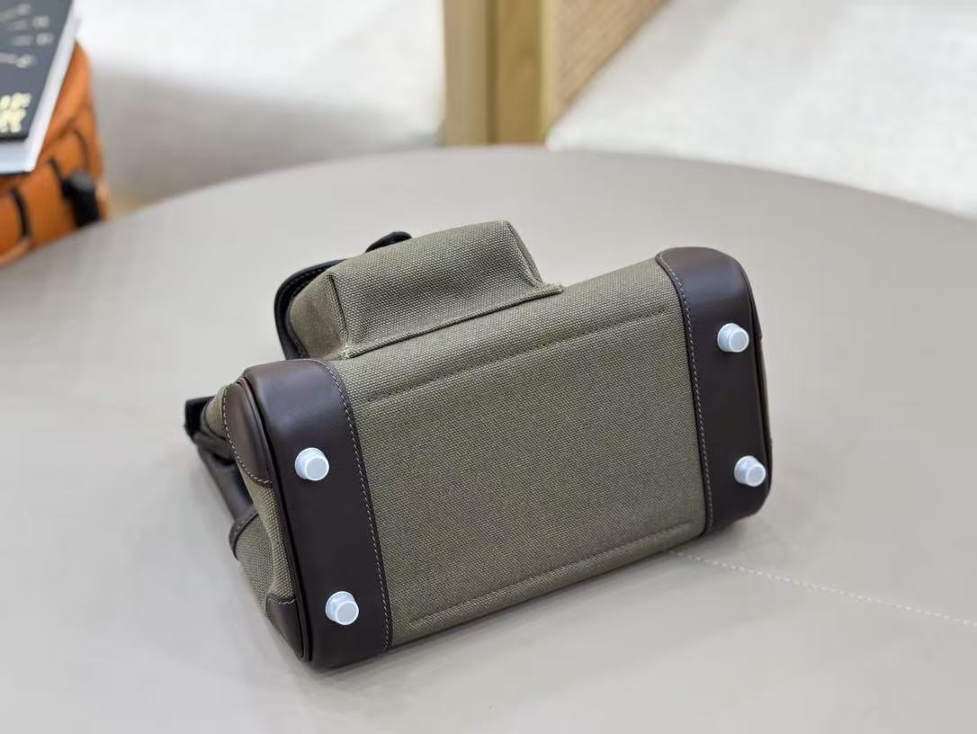 BAG-HMS-W-015