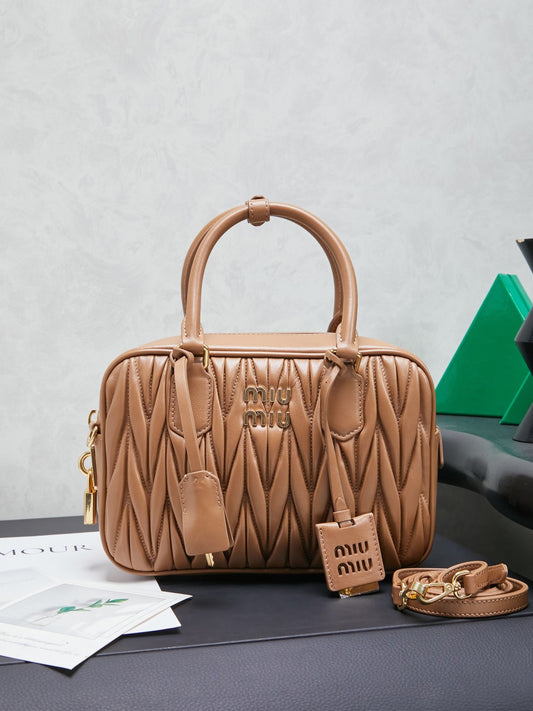 BAG-MIUMIU-LY-060
