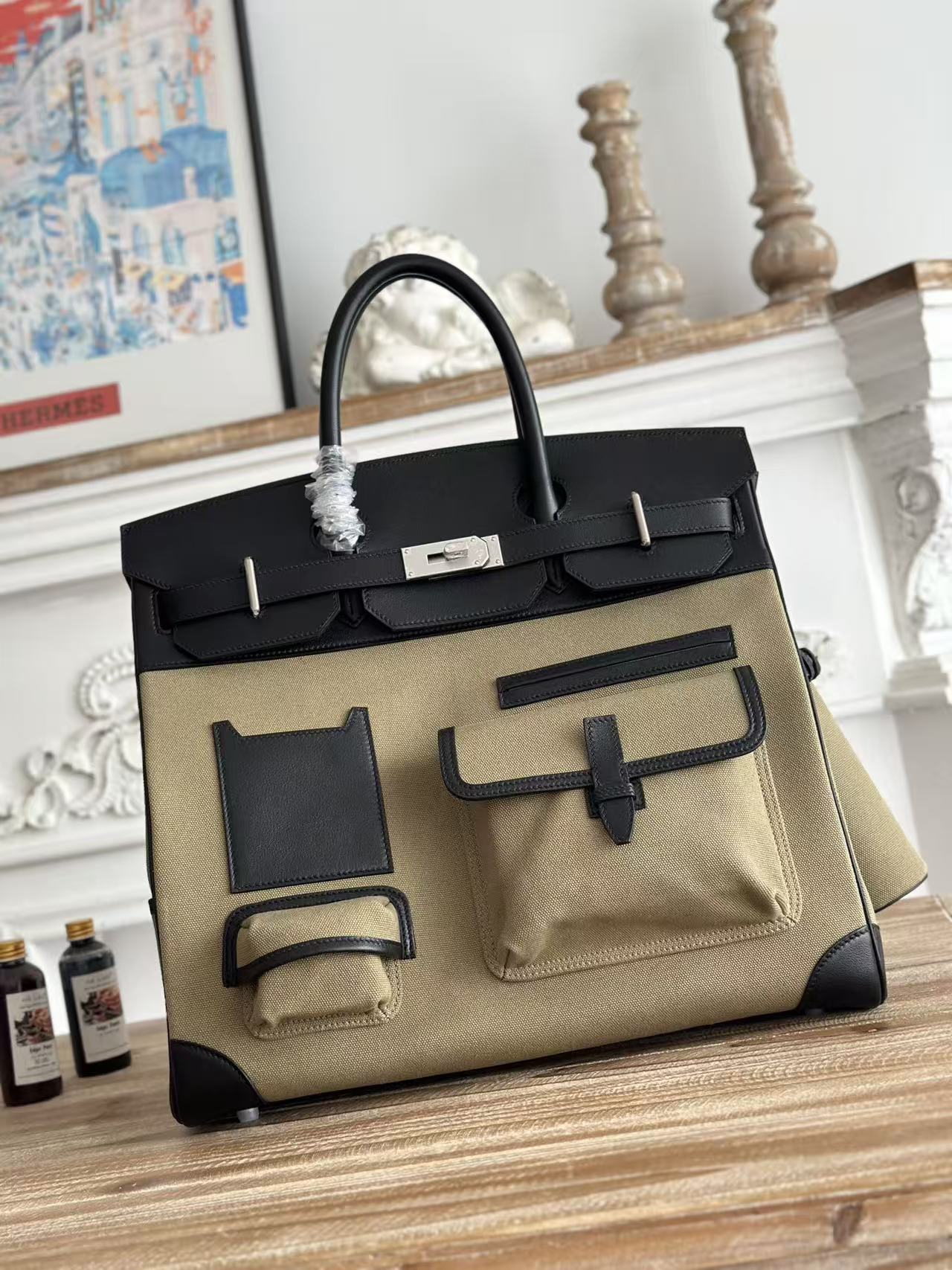 BAG-HMS-W-057