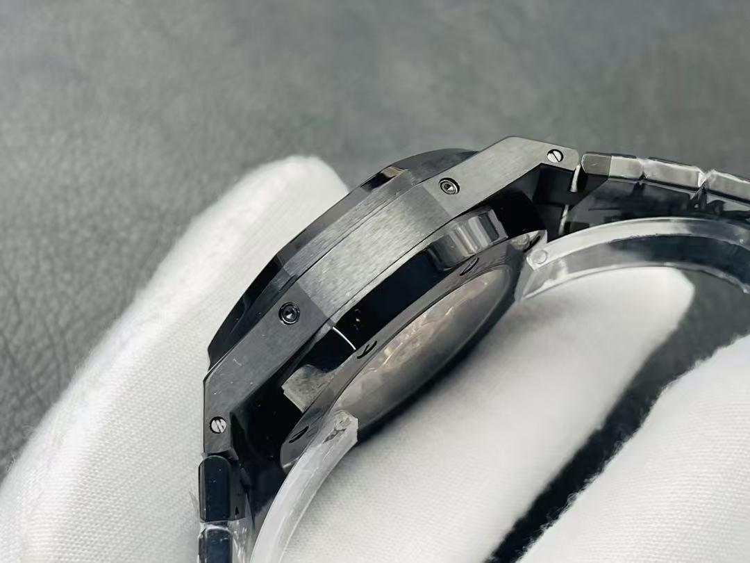 WATCH-AP-W-014