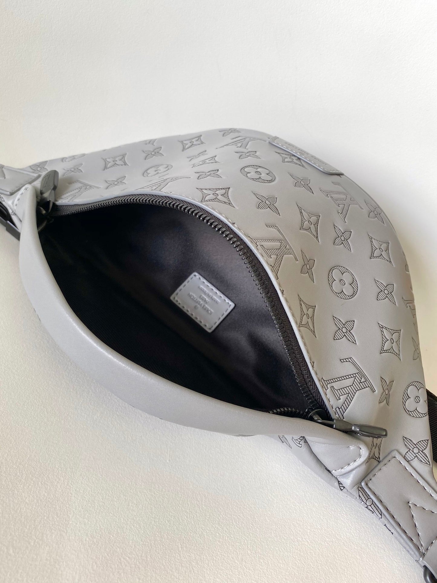 BAG-LV-W-NEW-820