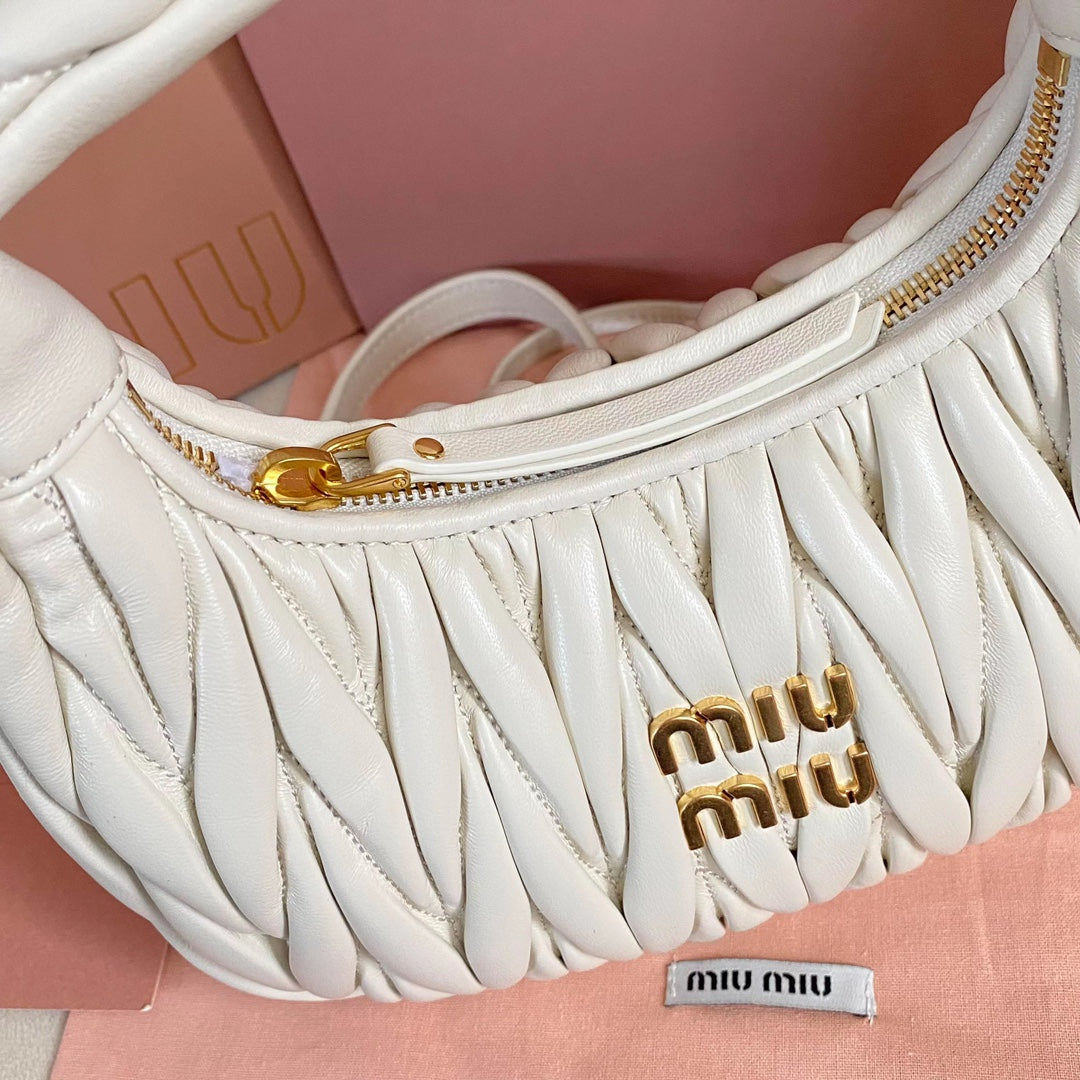 BAG-MIUMIU-LY-095