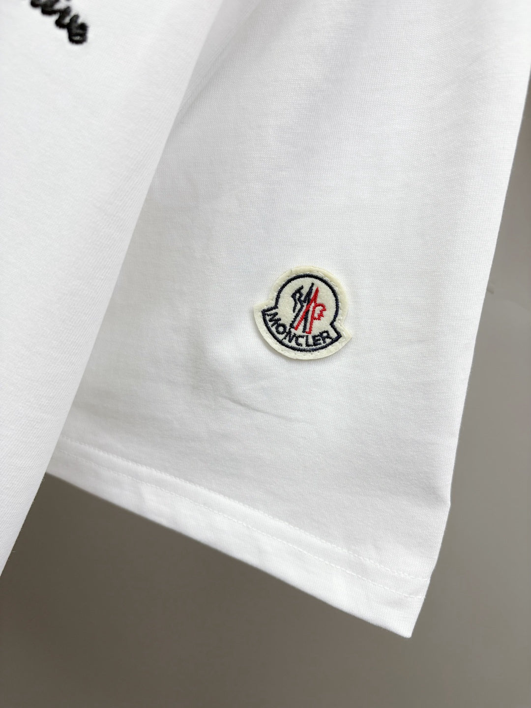 TS-MONCLER-NEW-023