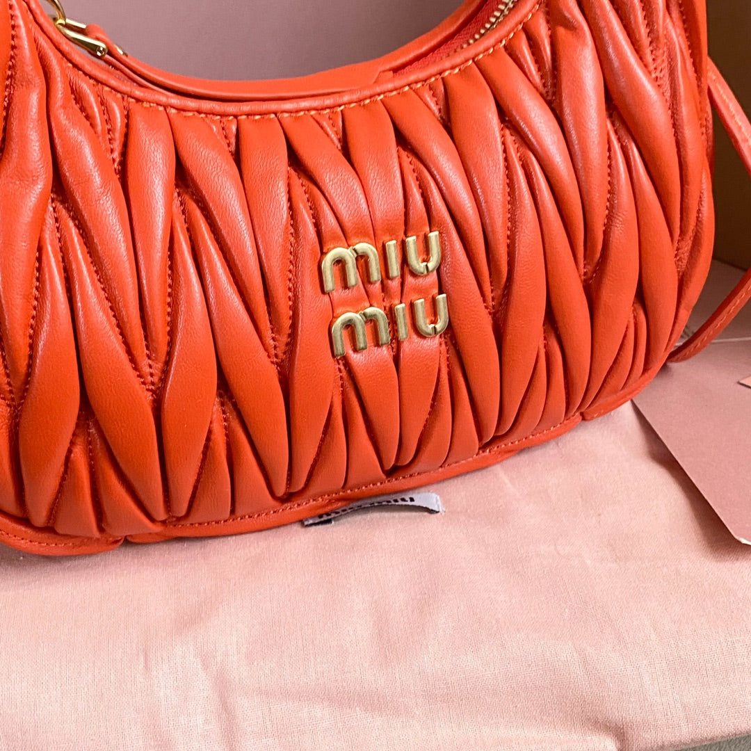 BAG-MIUMIU-LY-094