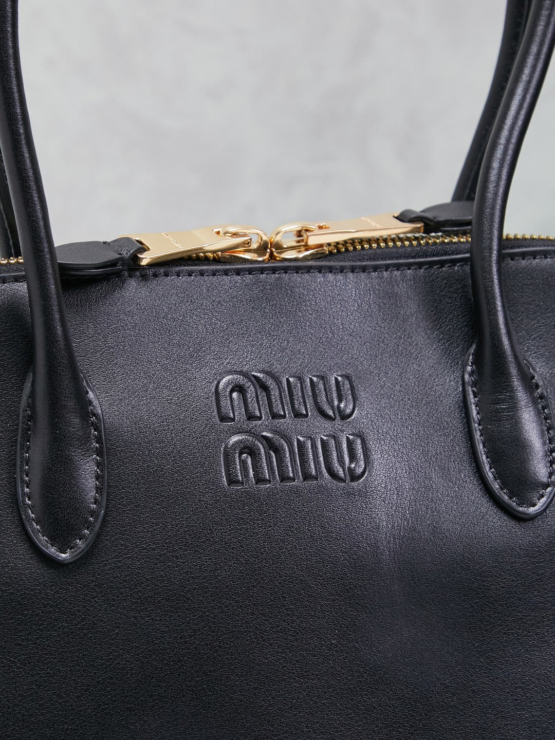 BAG-MIUMIU-LY-081